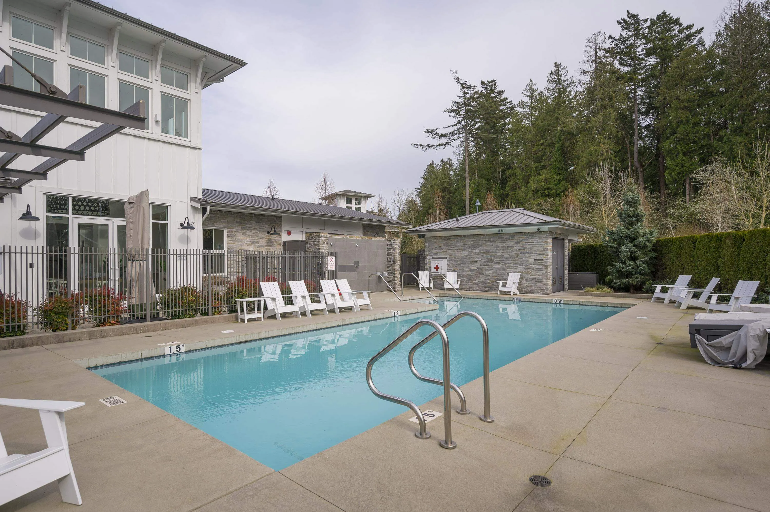 47 4638 Orca Way