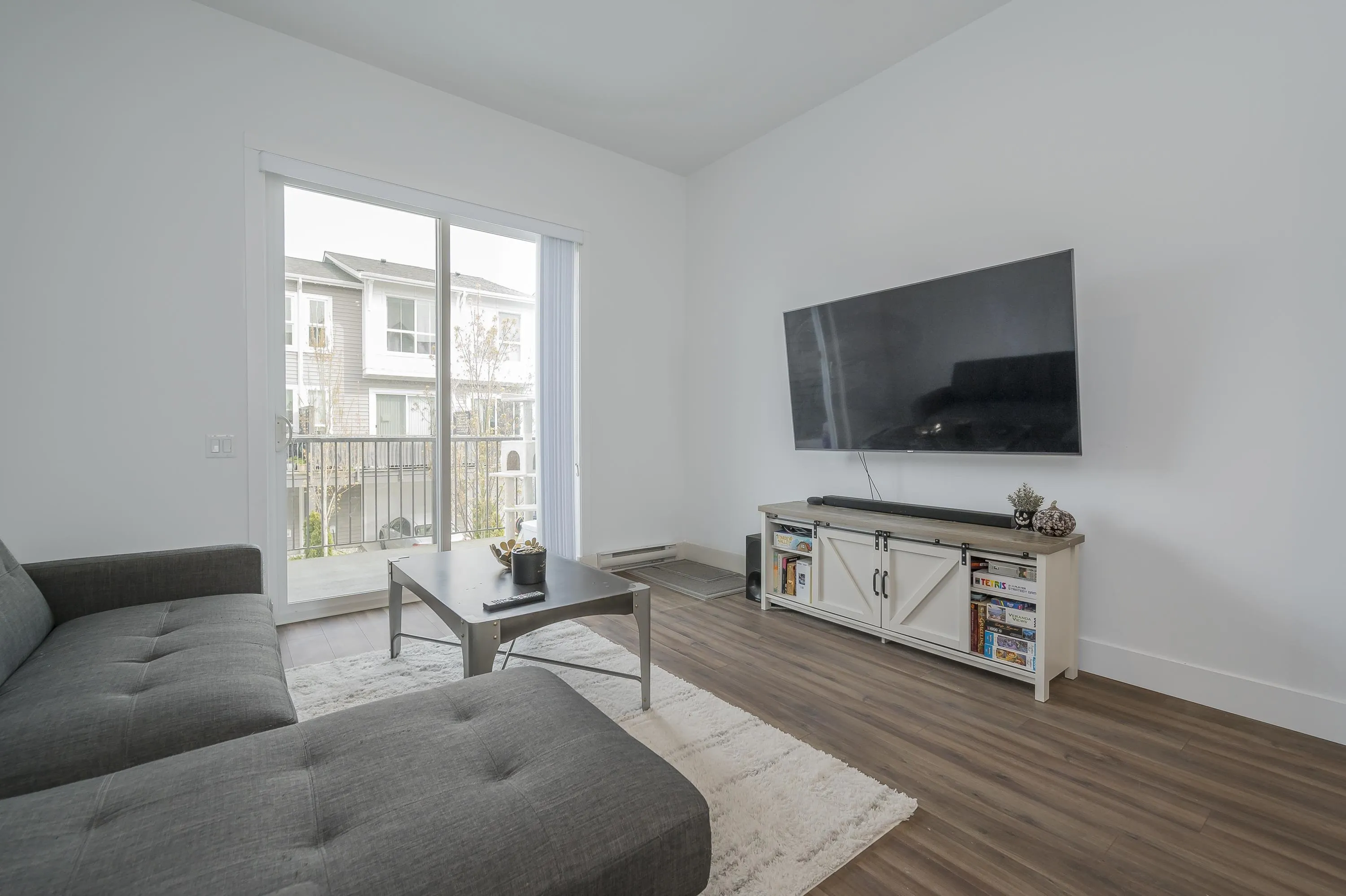 47 4638 Orca Way