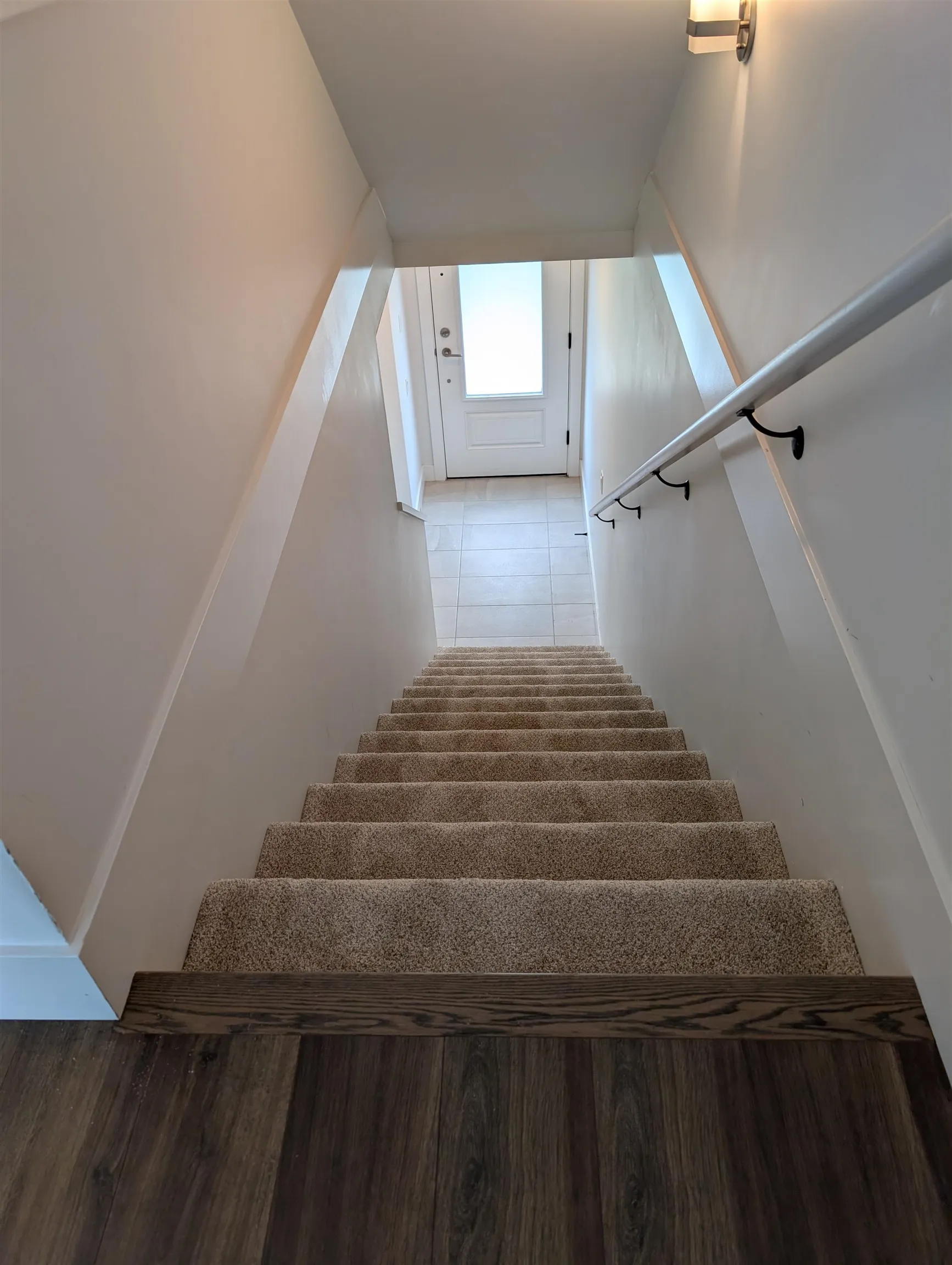 47 4638 Orca Way