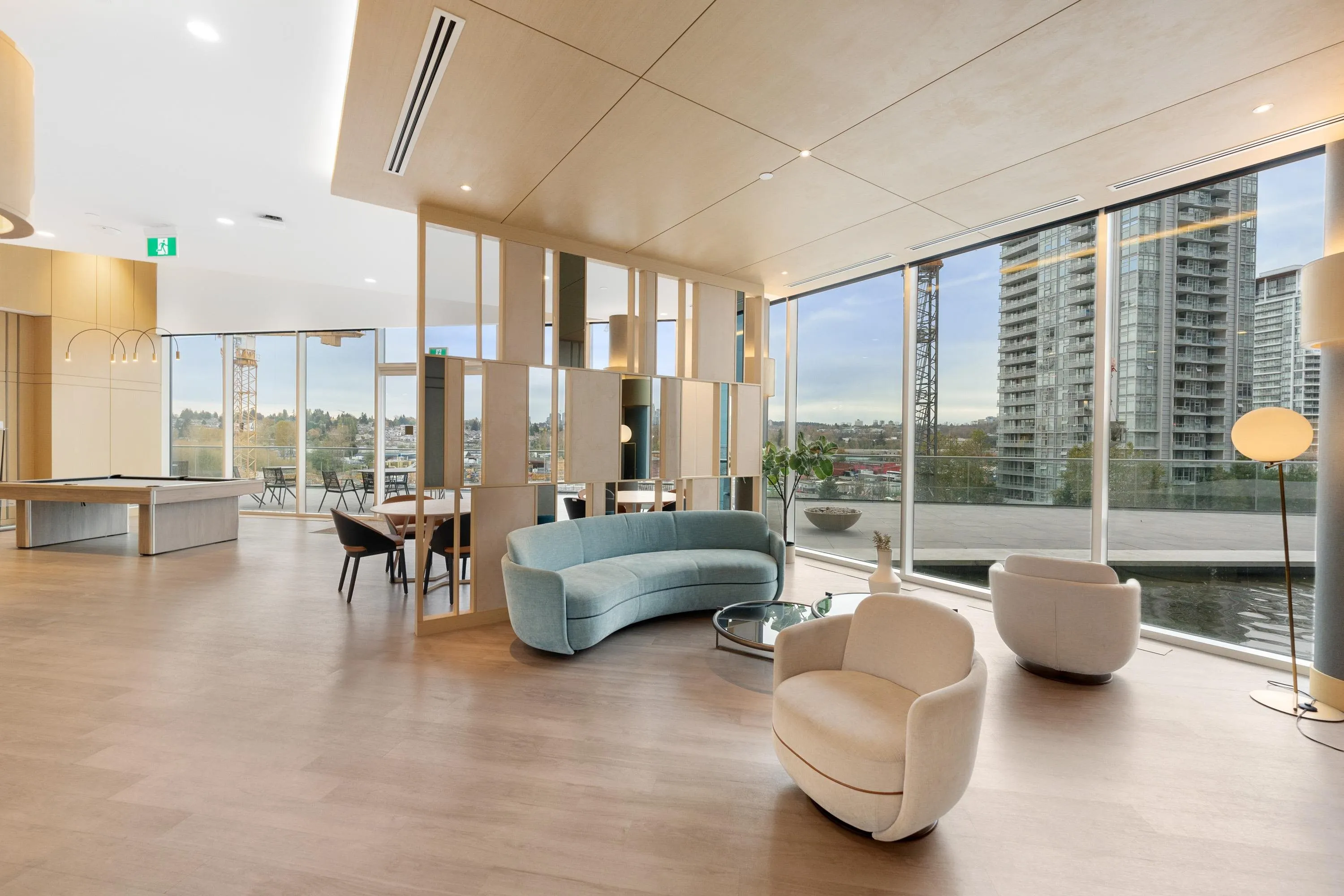 2402 4890 Lougheed Highway