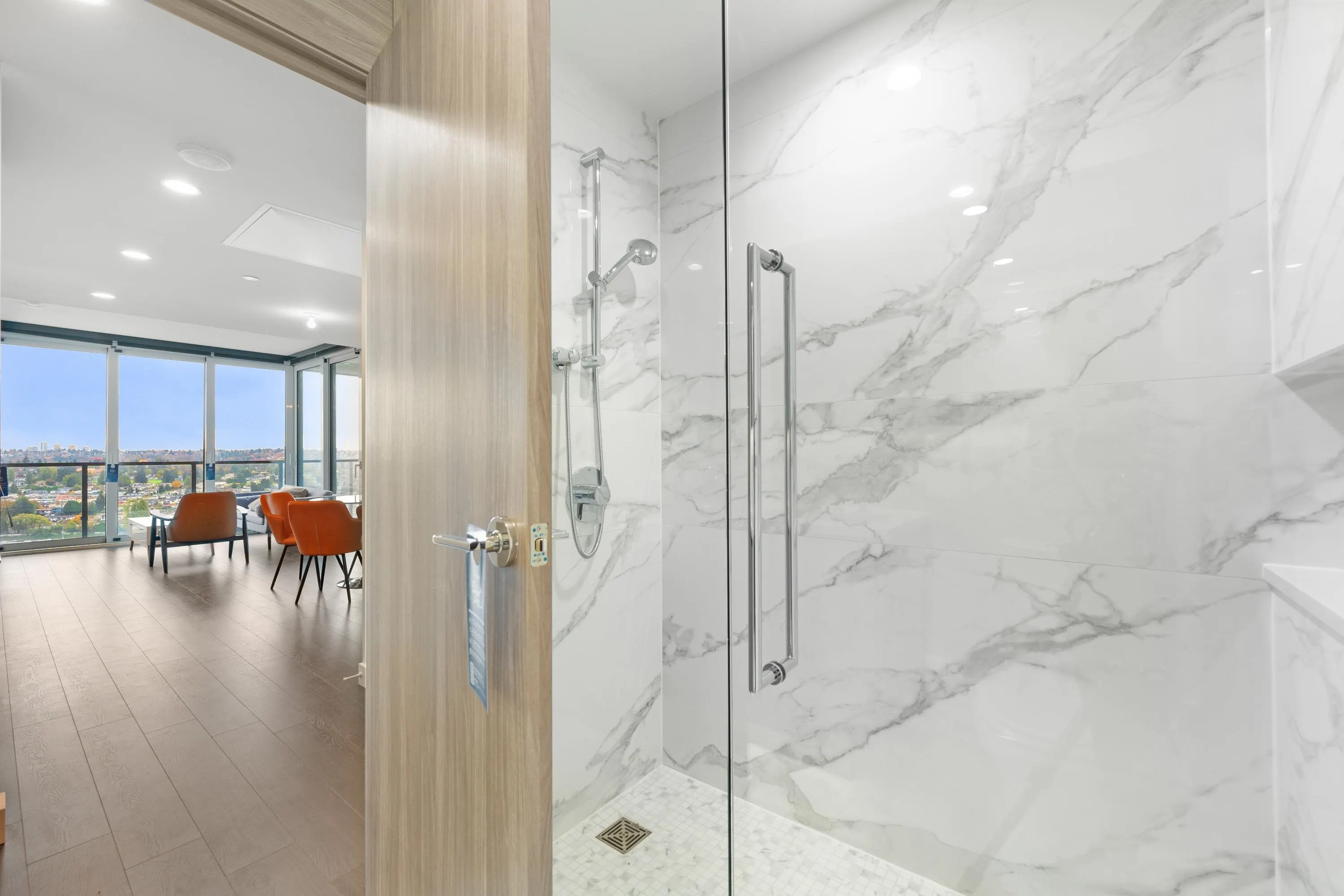 2402 4890 Lougheed Highway