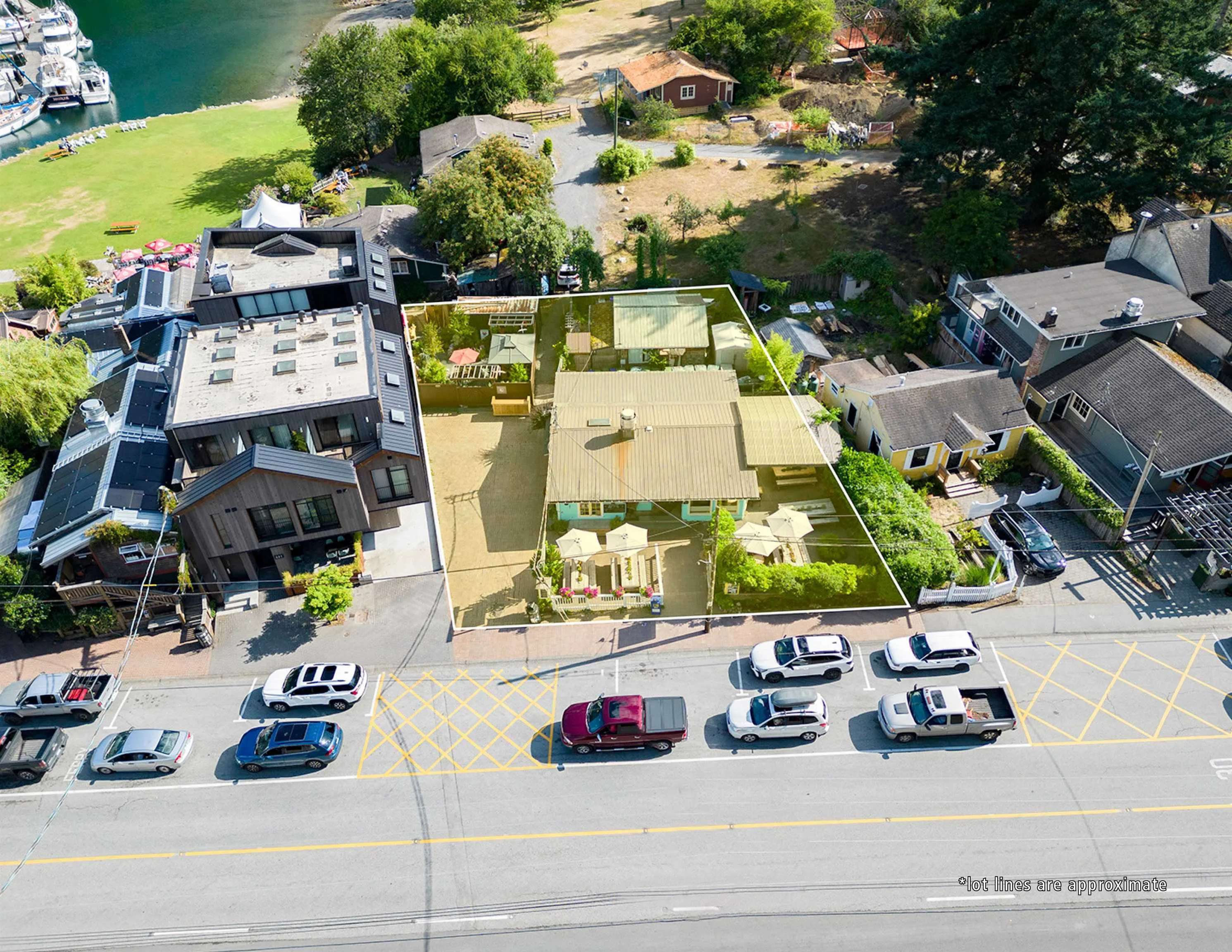 443B Bowen Island Trunk Road