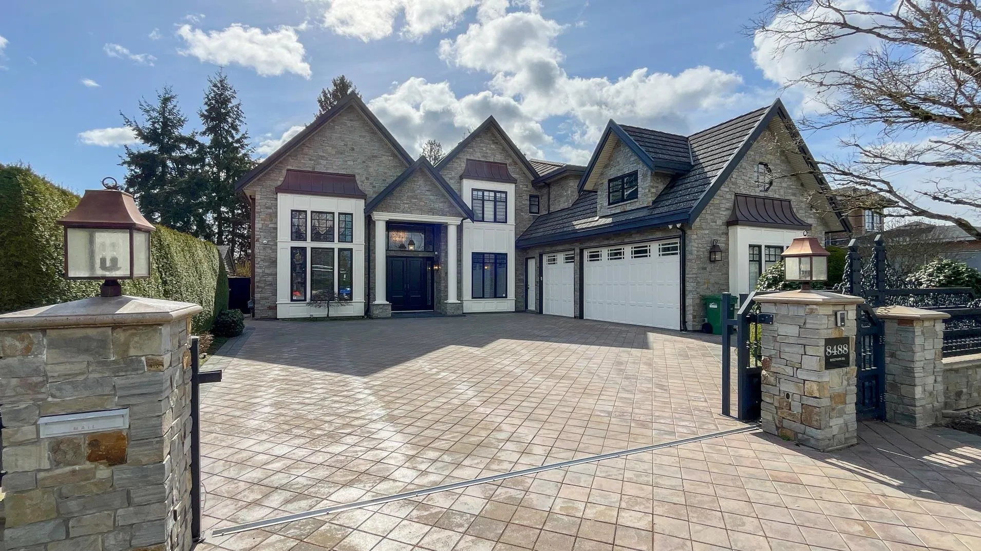 8488 Robinson Road