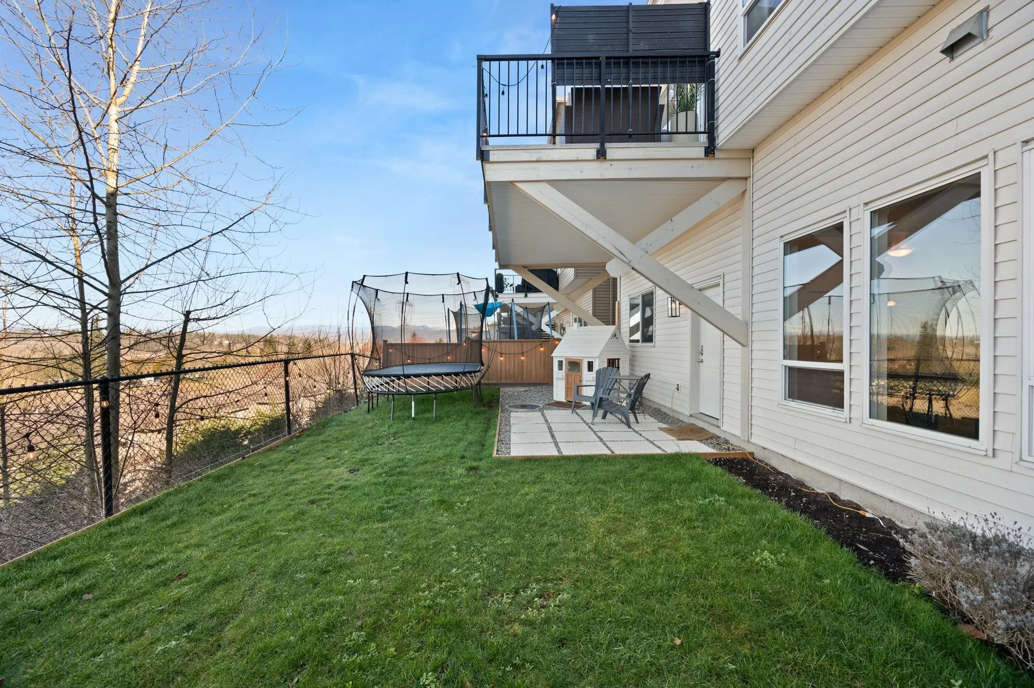 3153 Lukiv Terrace