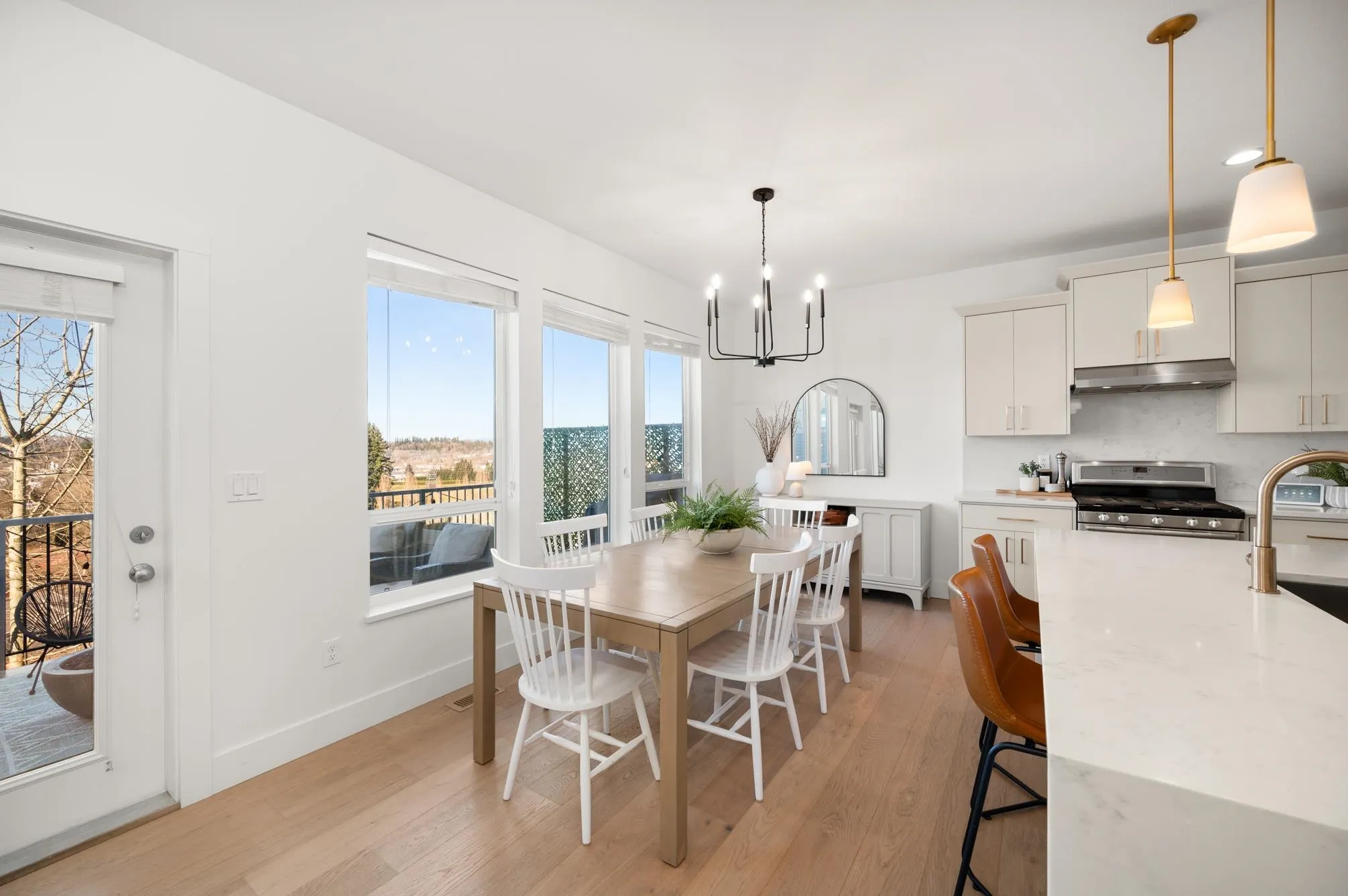 3153 Lukiv Terrace