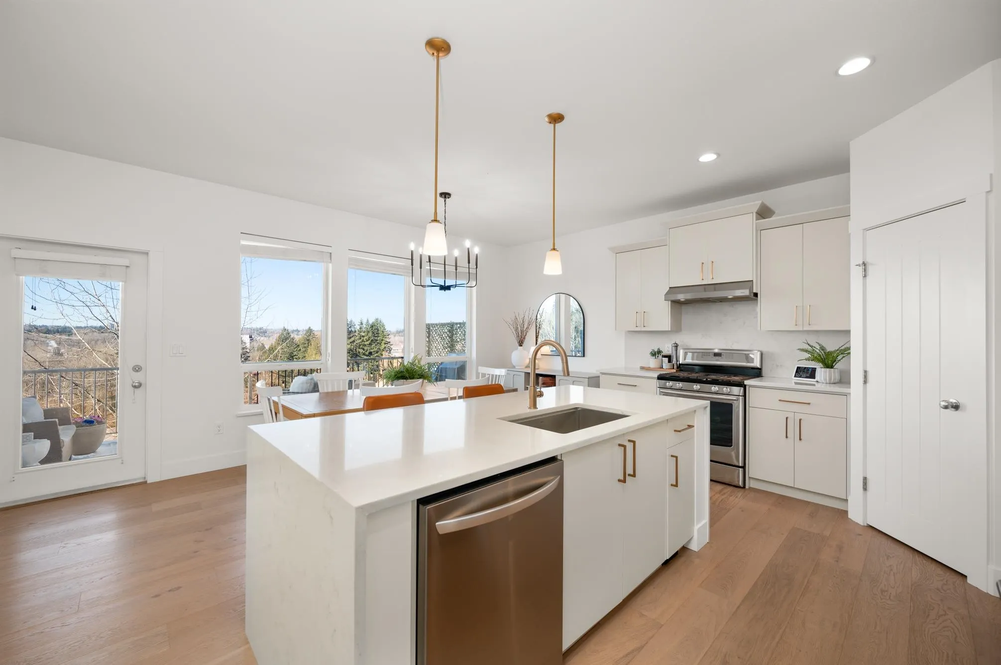 3153 Lukiv Terrace