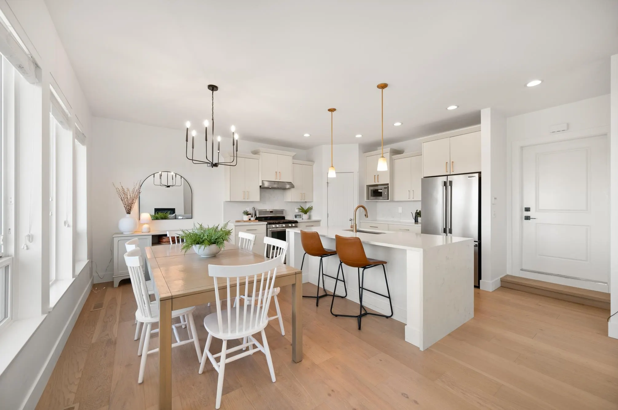 3153 Lukiv Terrace