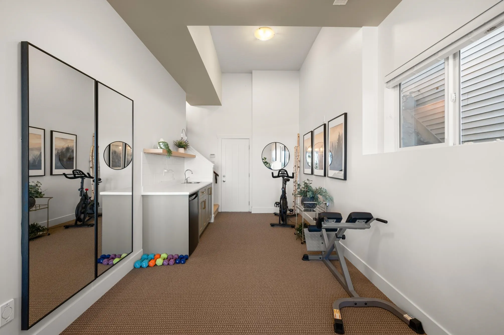 3153 Lukiv Terrace