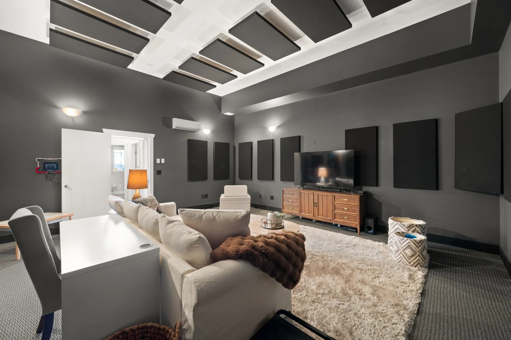 3153 Lukiv Terrace