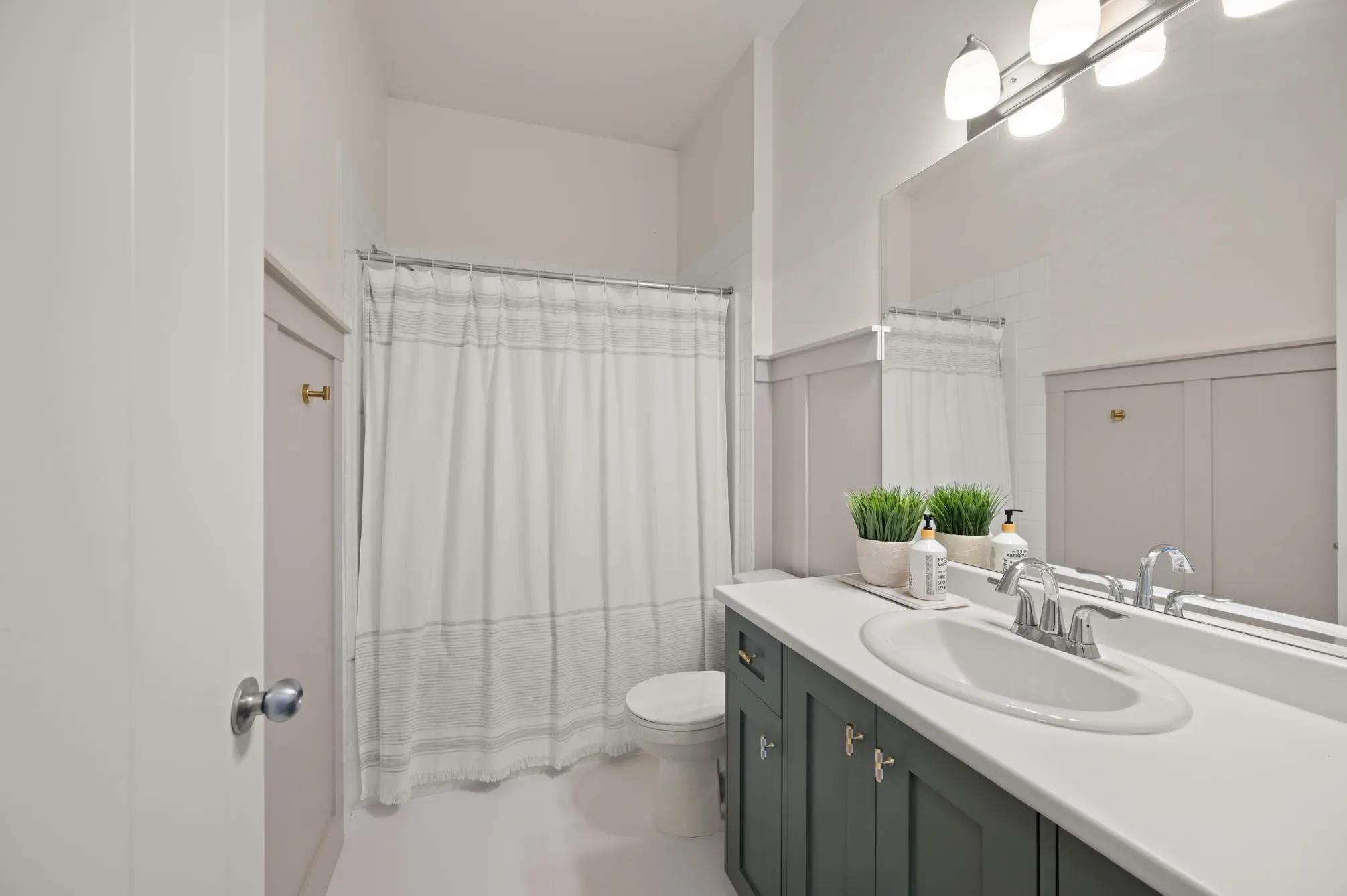 3153 Lukiv Terrace