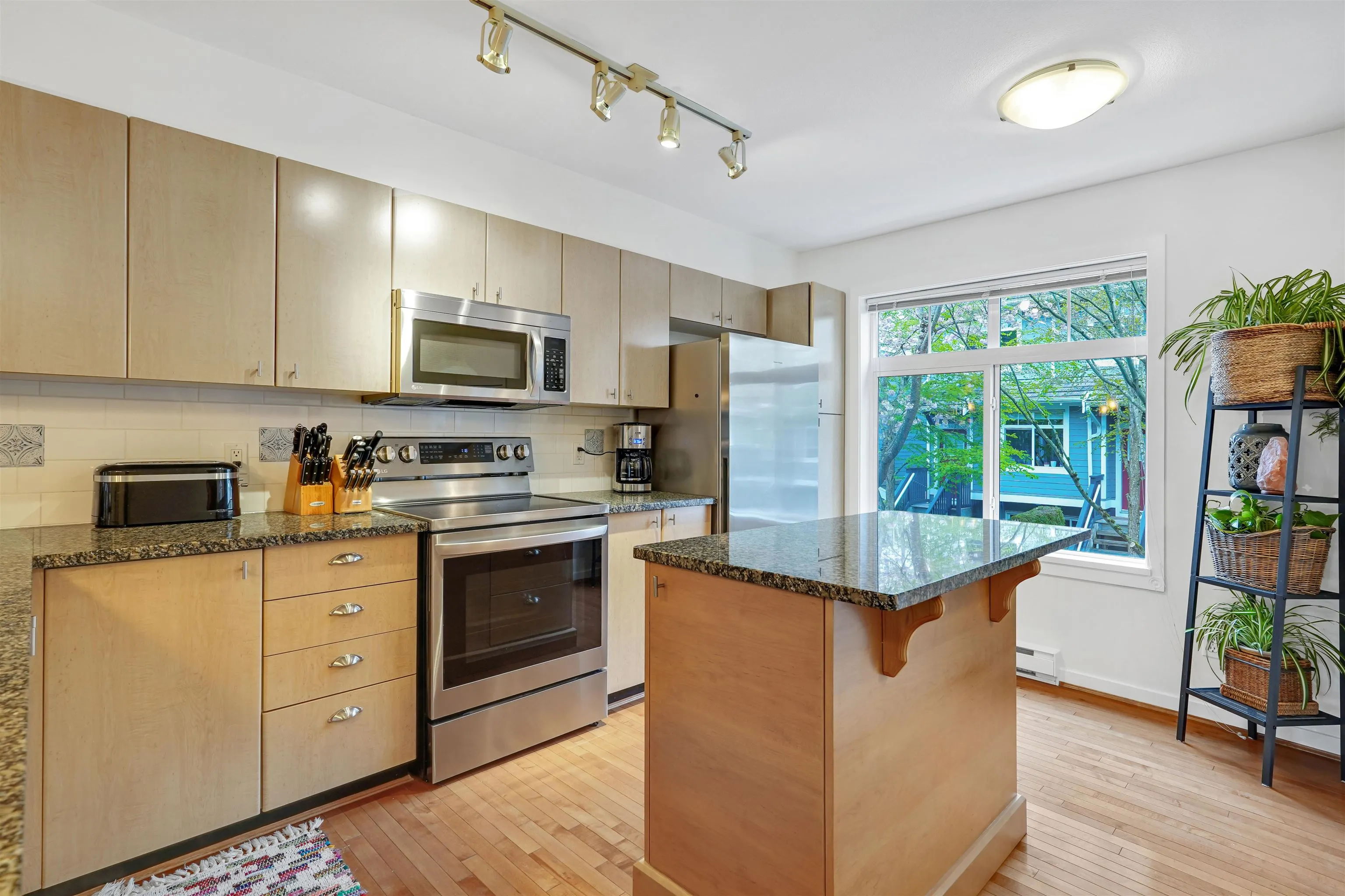 129 15236 36 Avenue