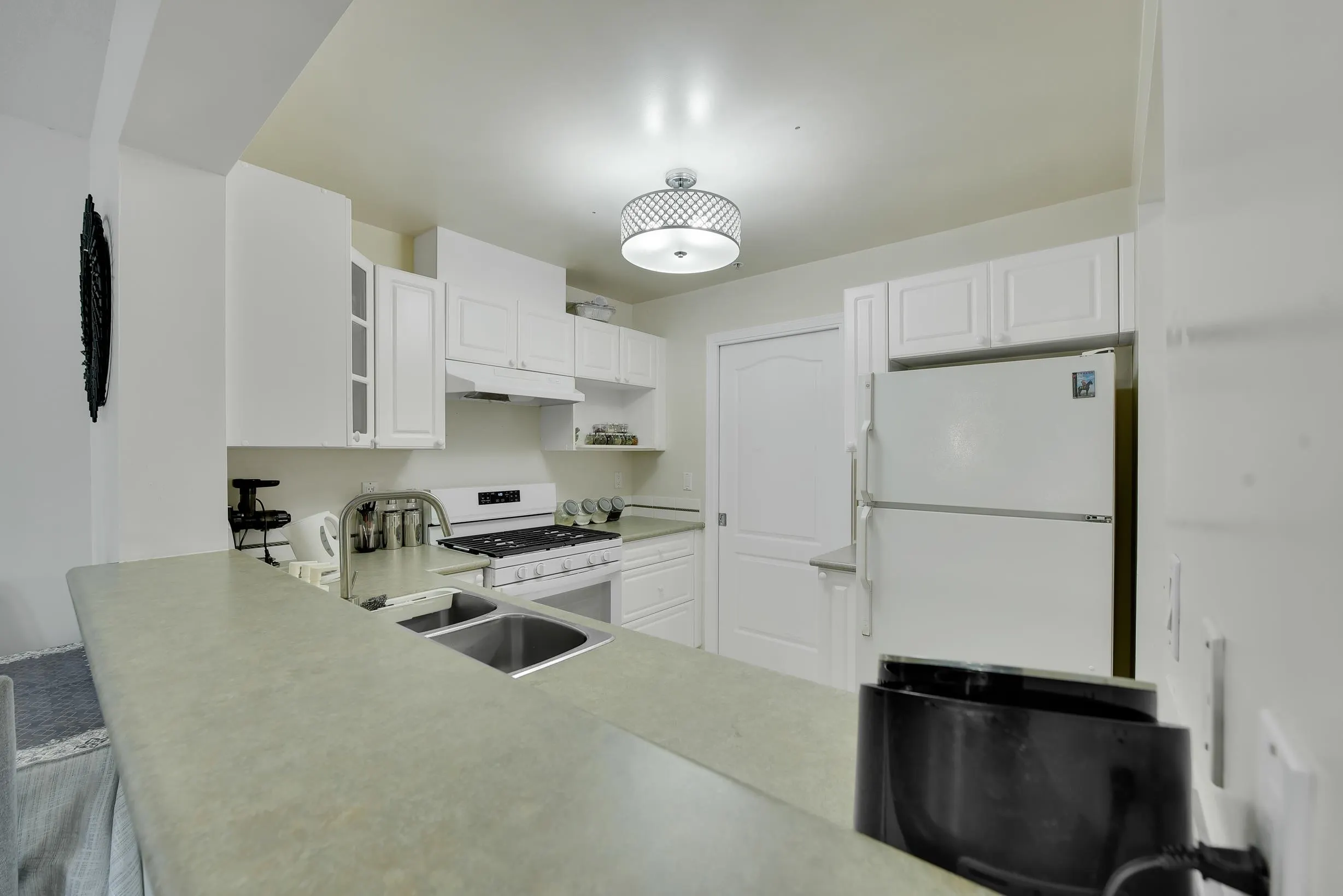 307 15210 Guildford Drive