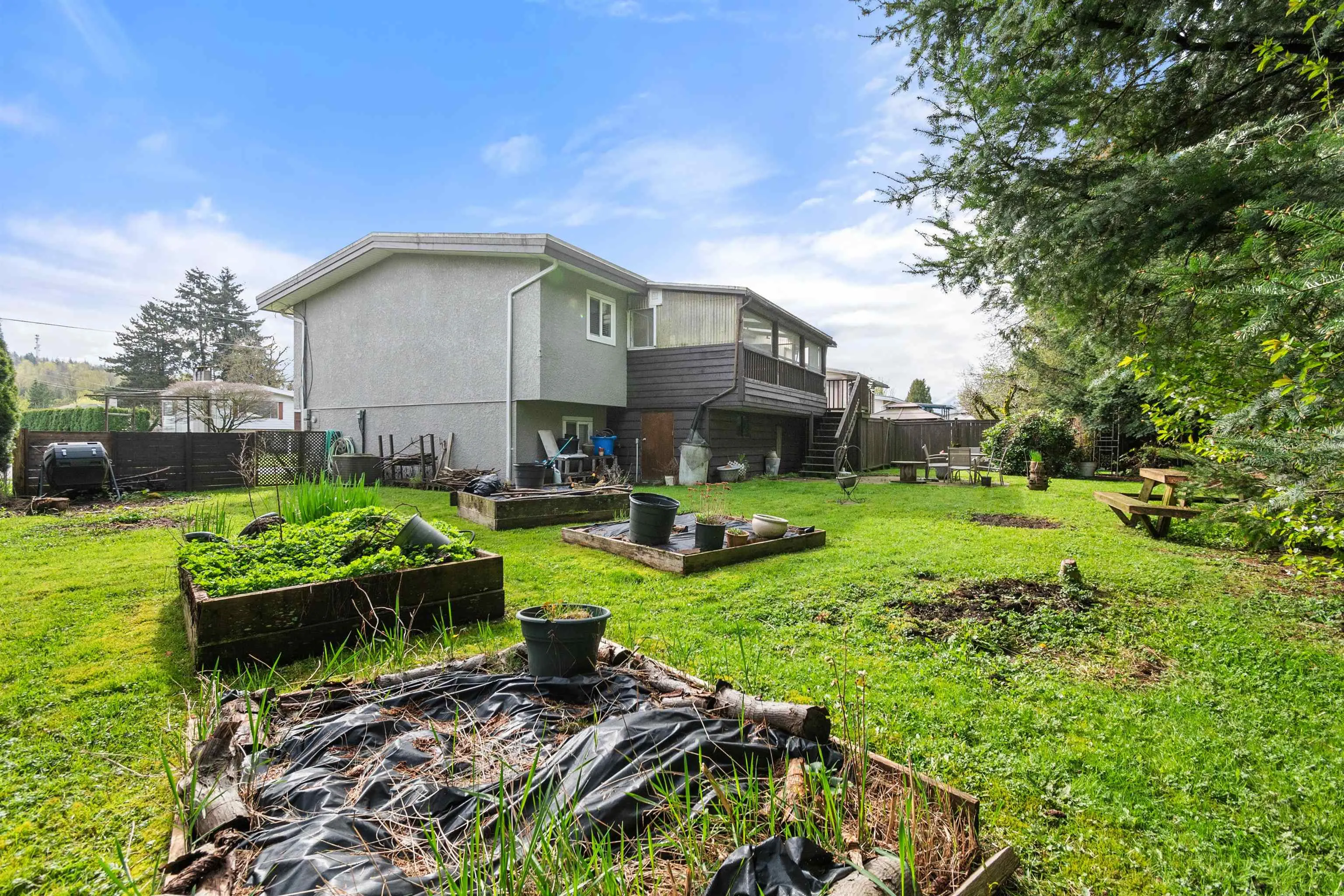 10155 Hymar Drive