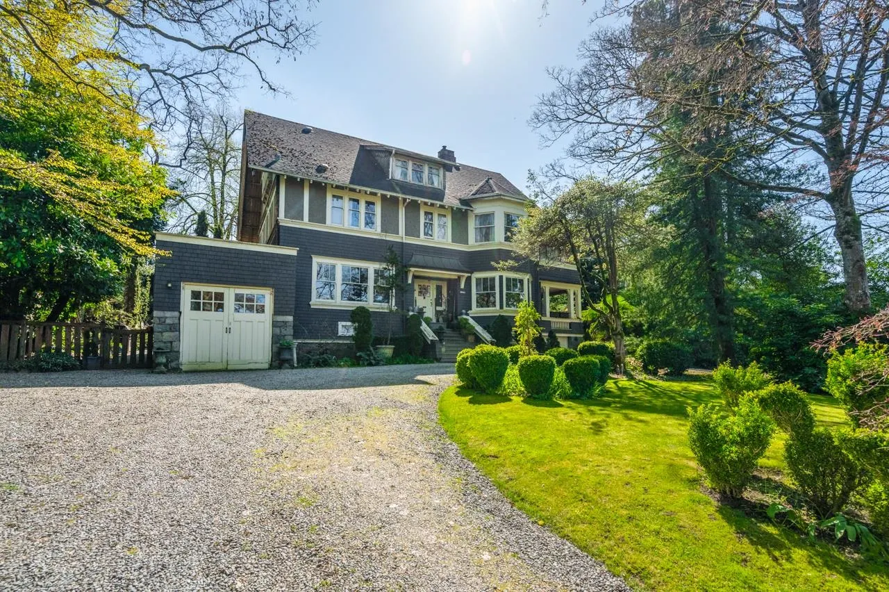 1650 Cedar Crescent