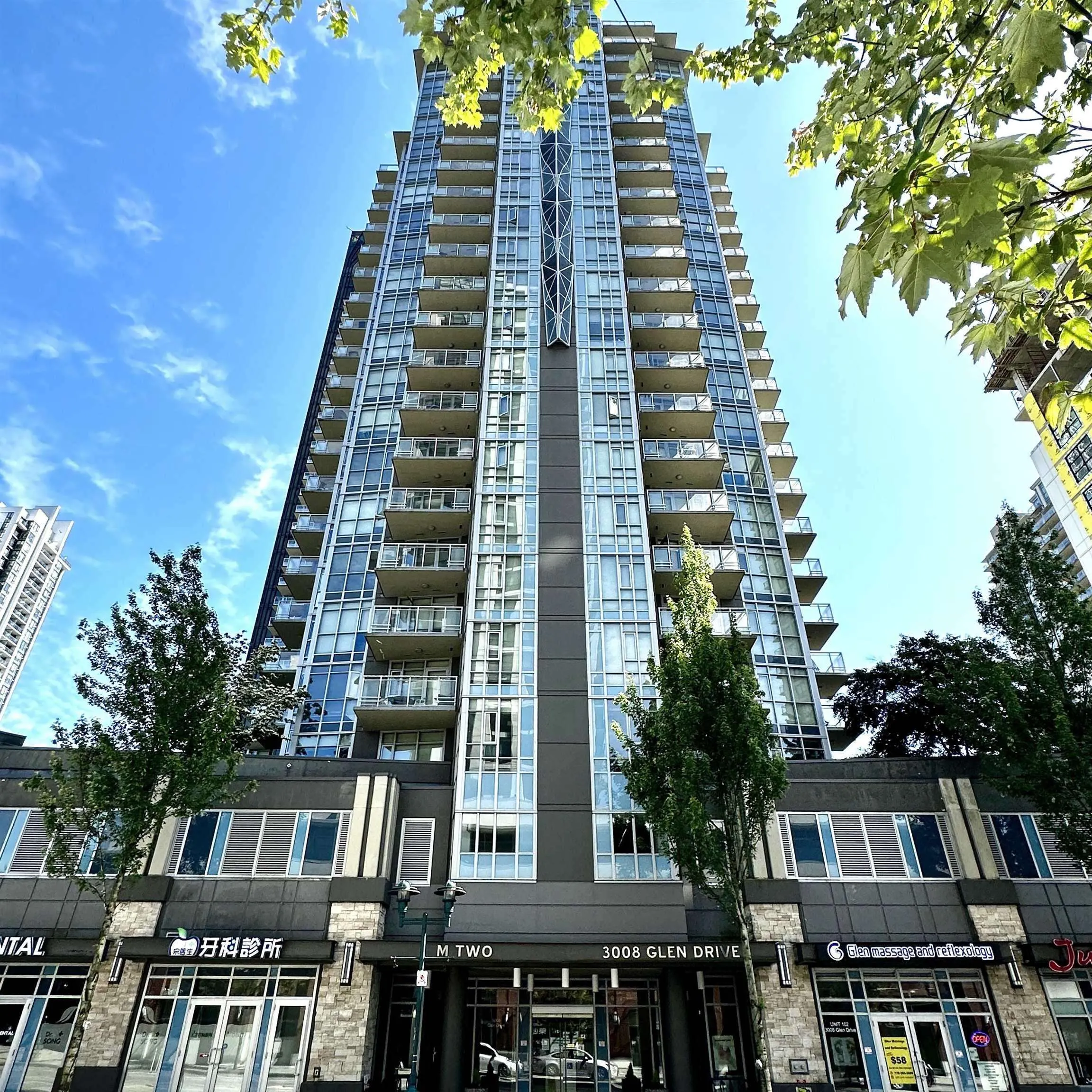 2508 3008 Glen Drive