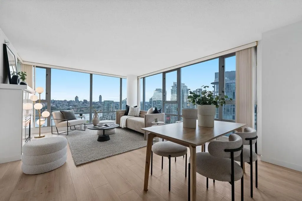 2607 1033 Marinaside Crescent