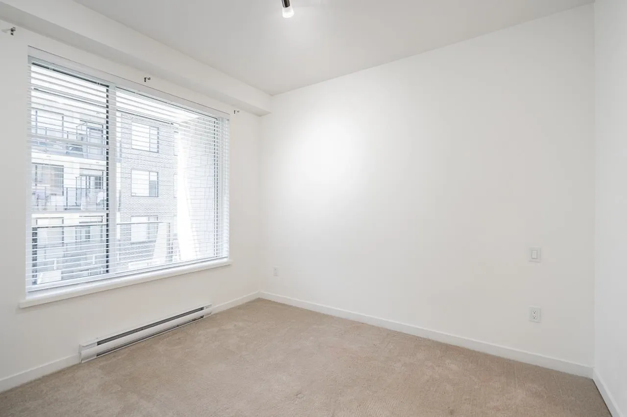 404 15825 85 Avenue