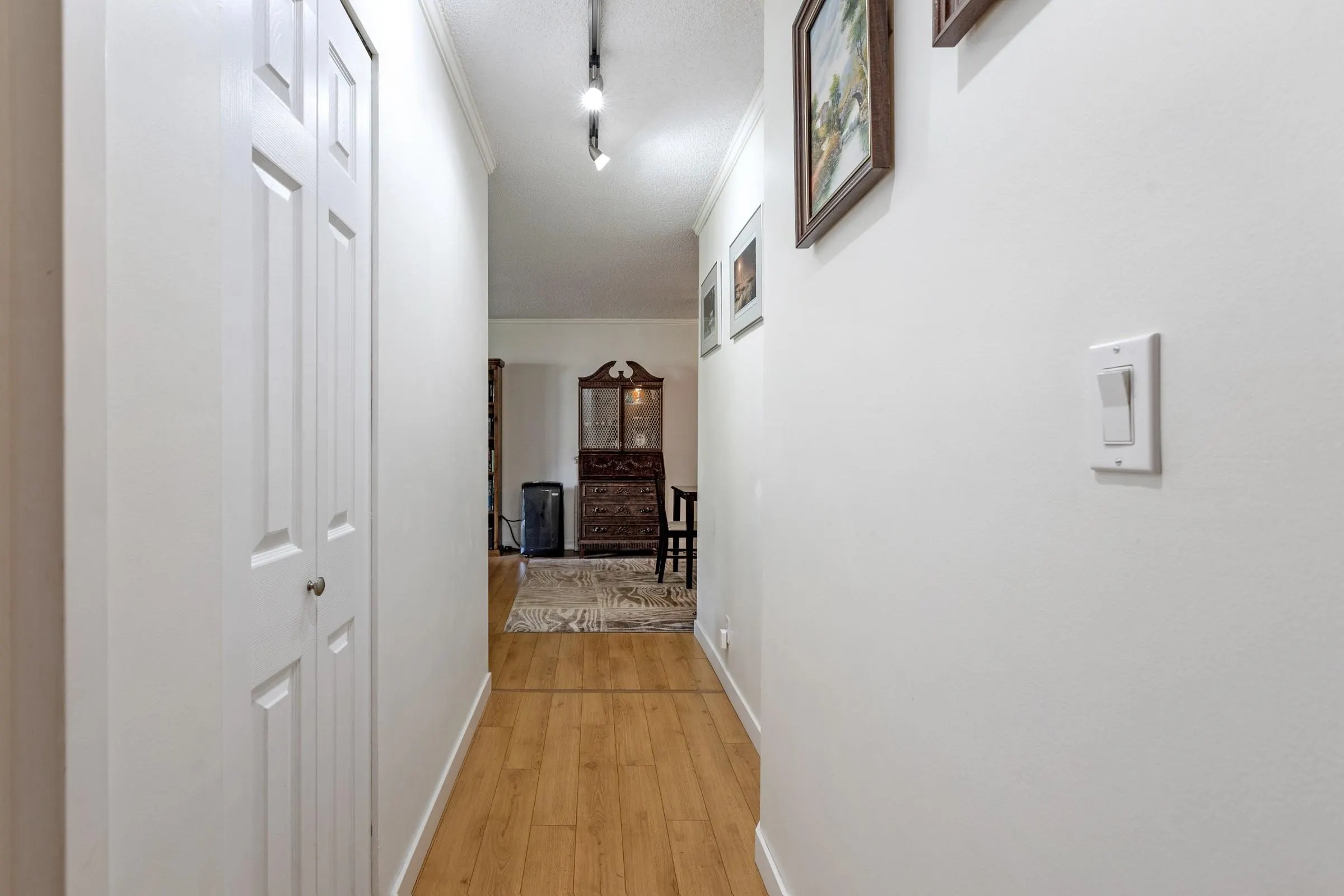 106 1720 Southmere Crescent
