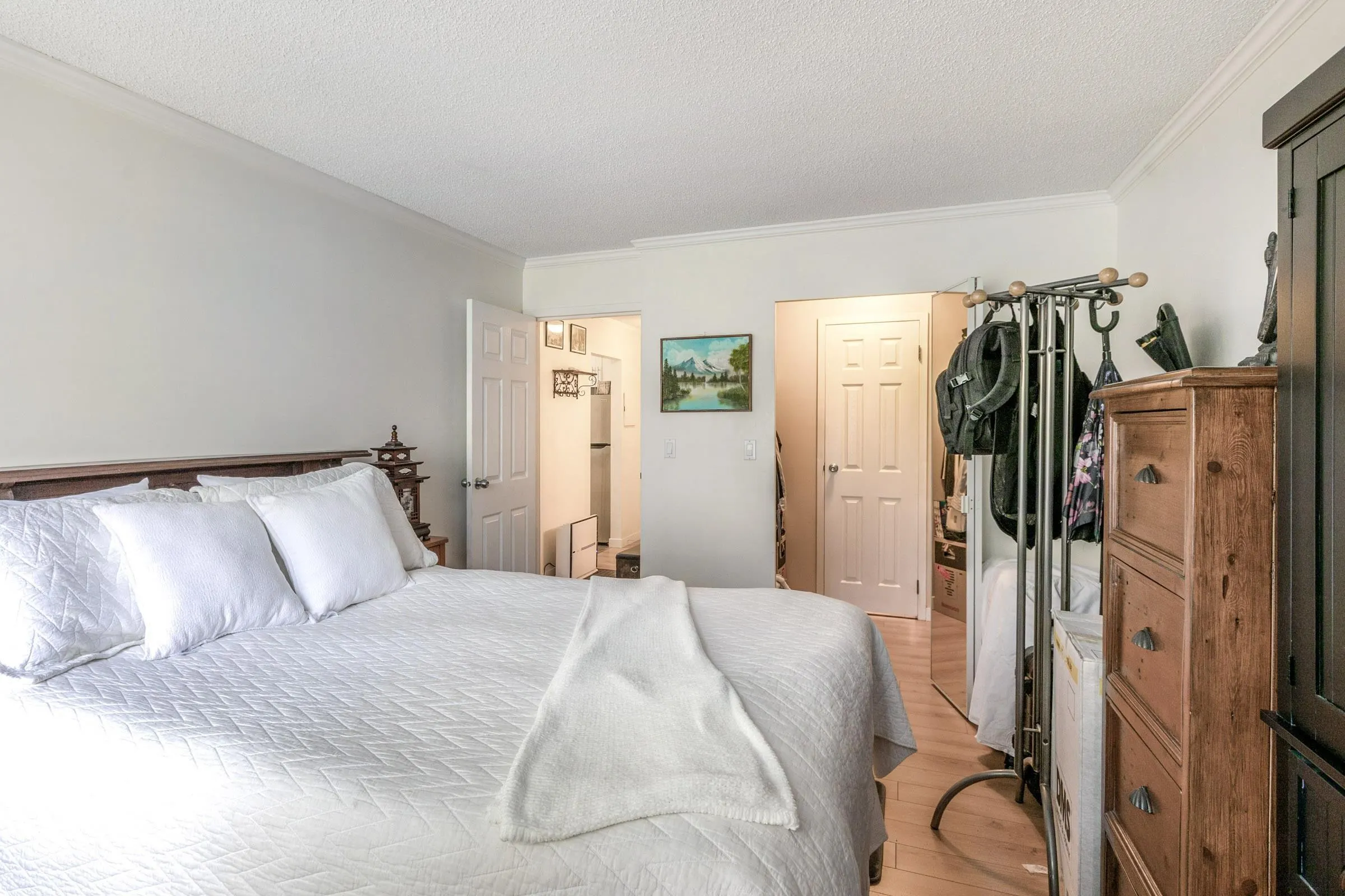 106 1720 Southmere Crescent