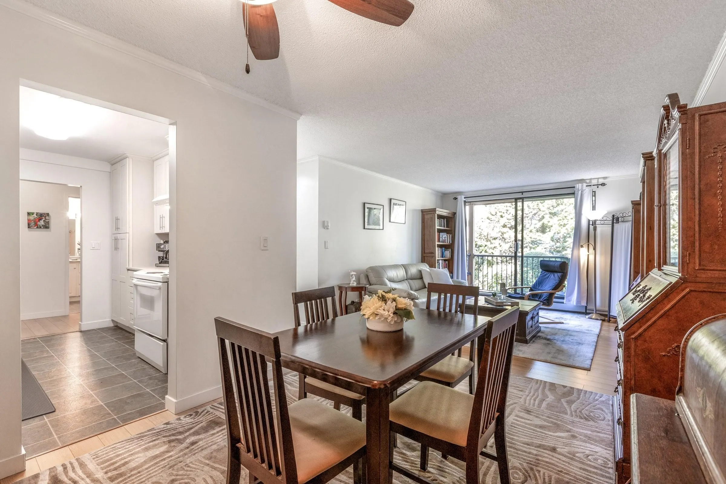 106 1720 Southmere Crescent