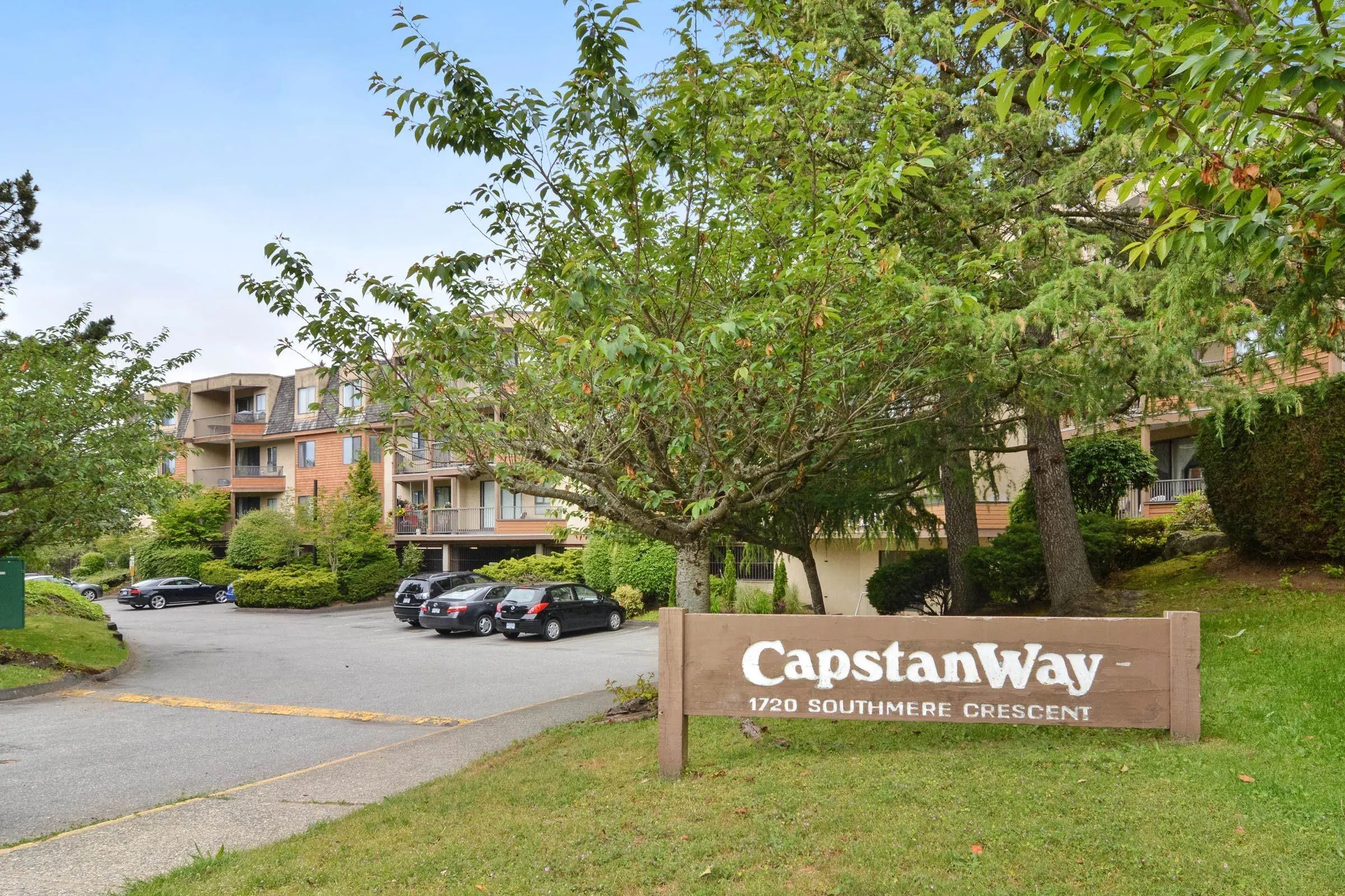 106 1720 Southmere Crescent