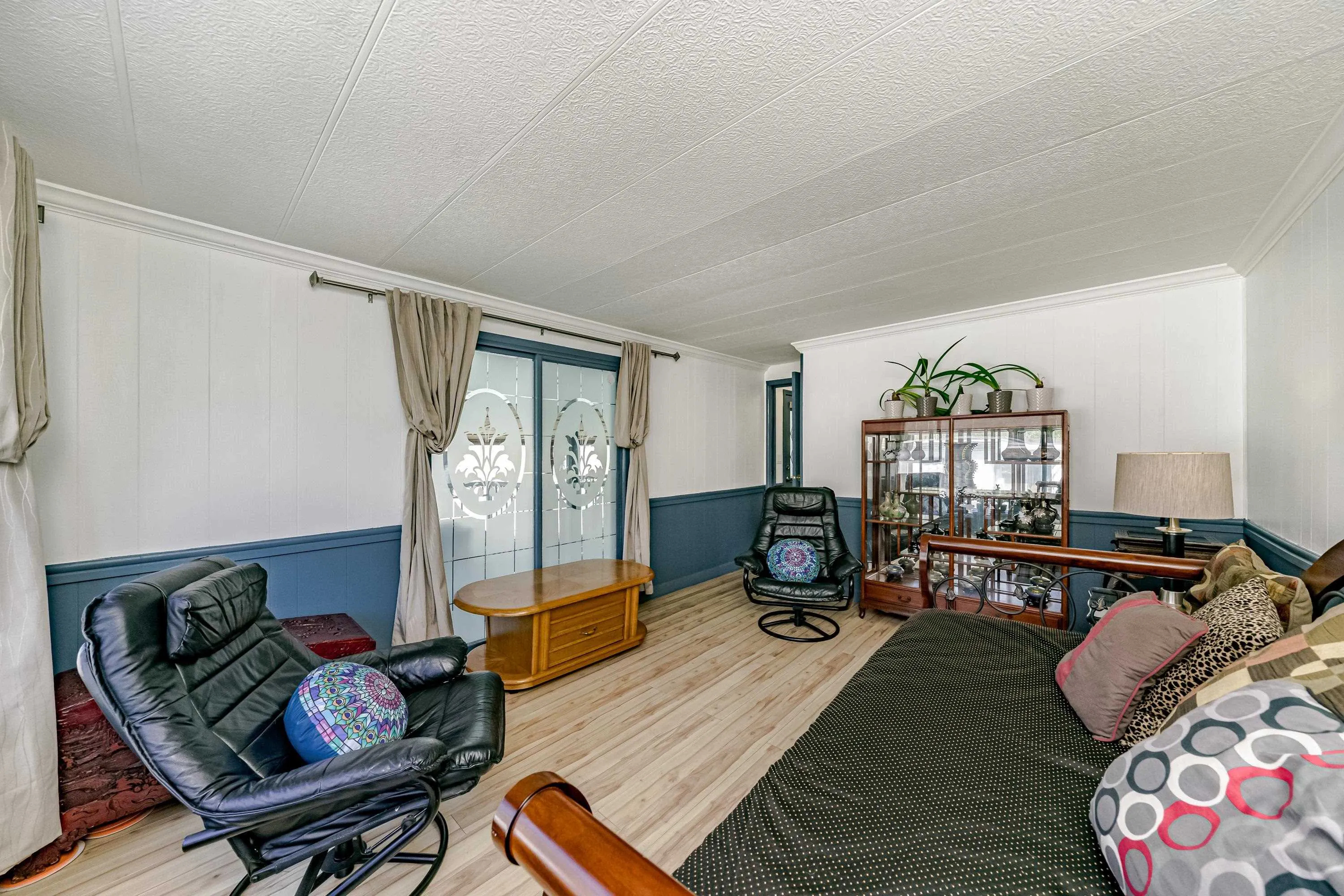 48 8266 King George Boulevard
