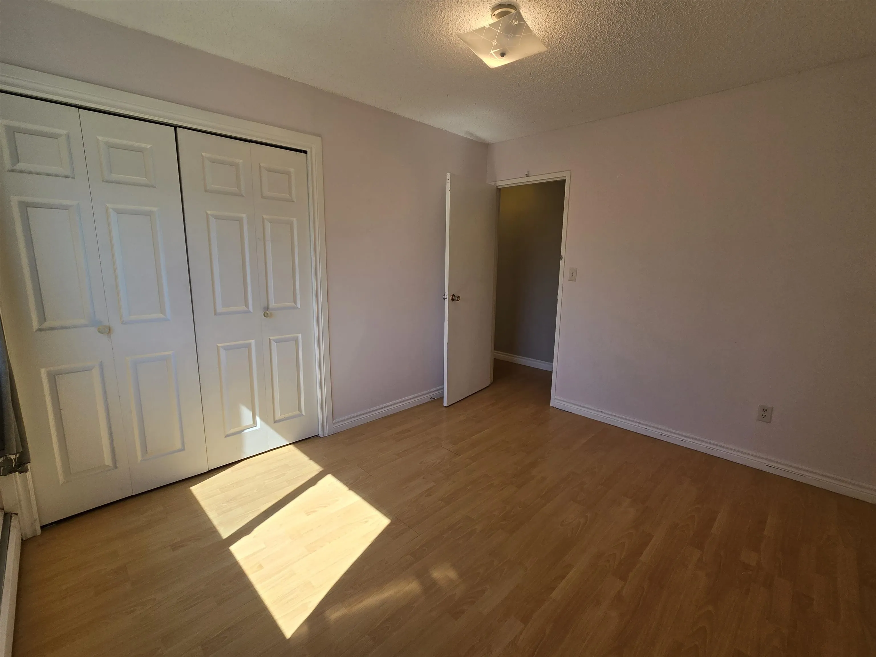 207 7240 Lindsay Road