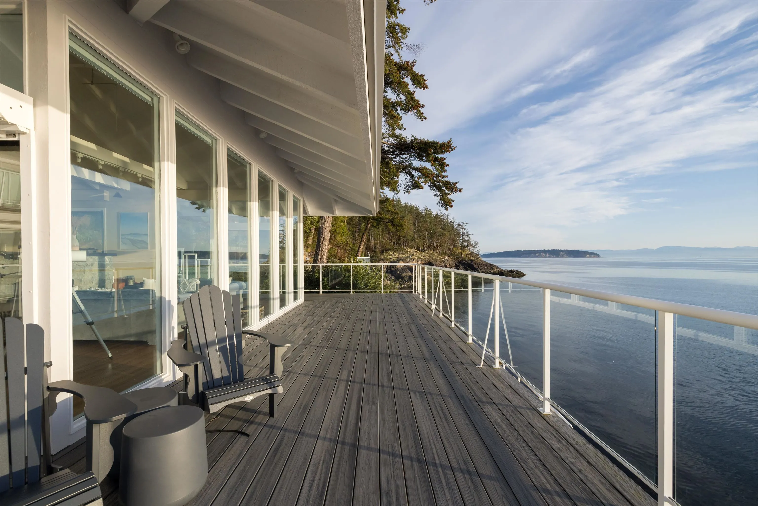 11113 Sunshine Coast Highway