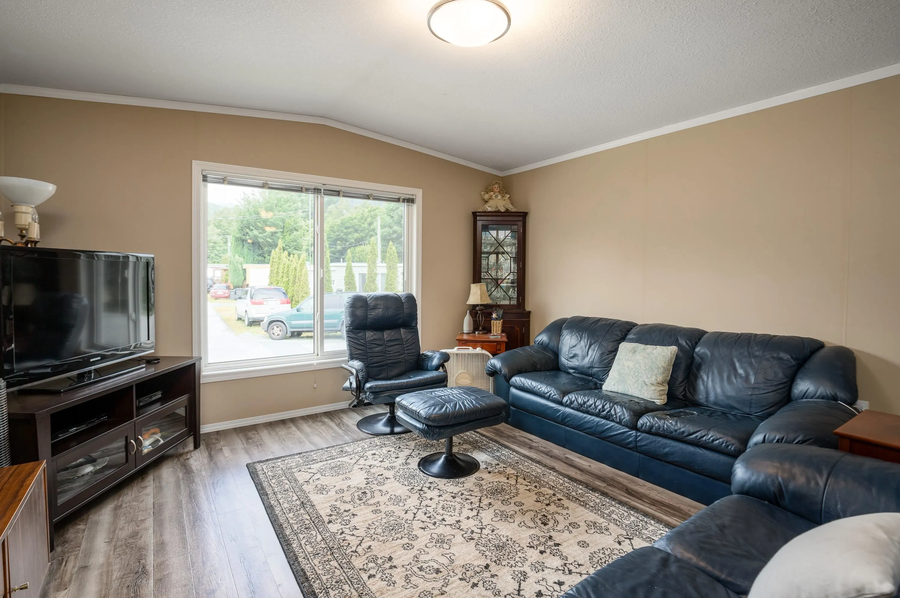 5 40022 Government Road