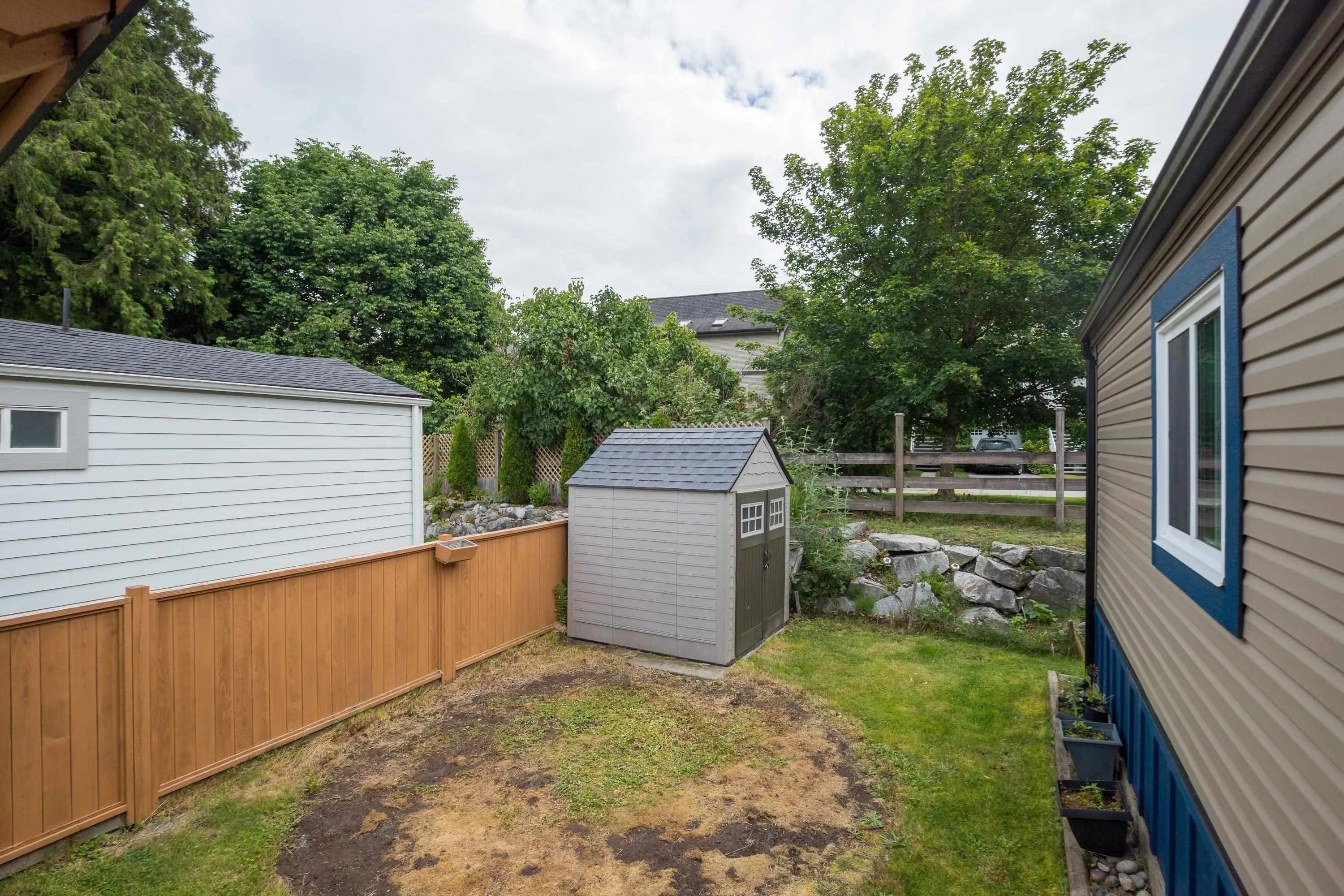 5 40022 Government Road