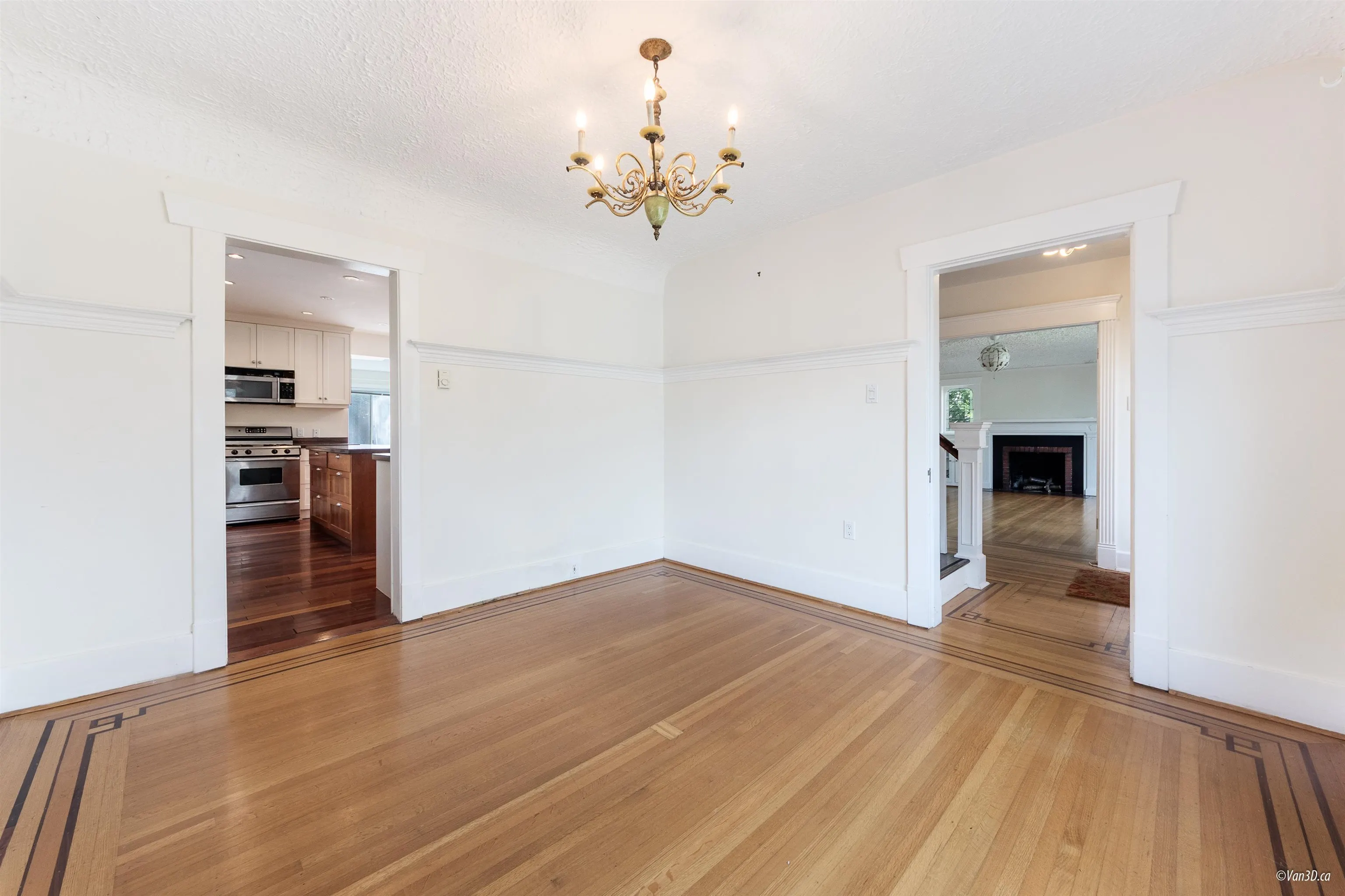 2146 W 33rd Avenue