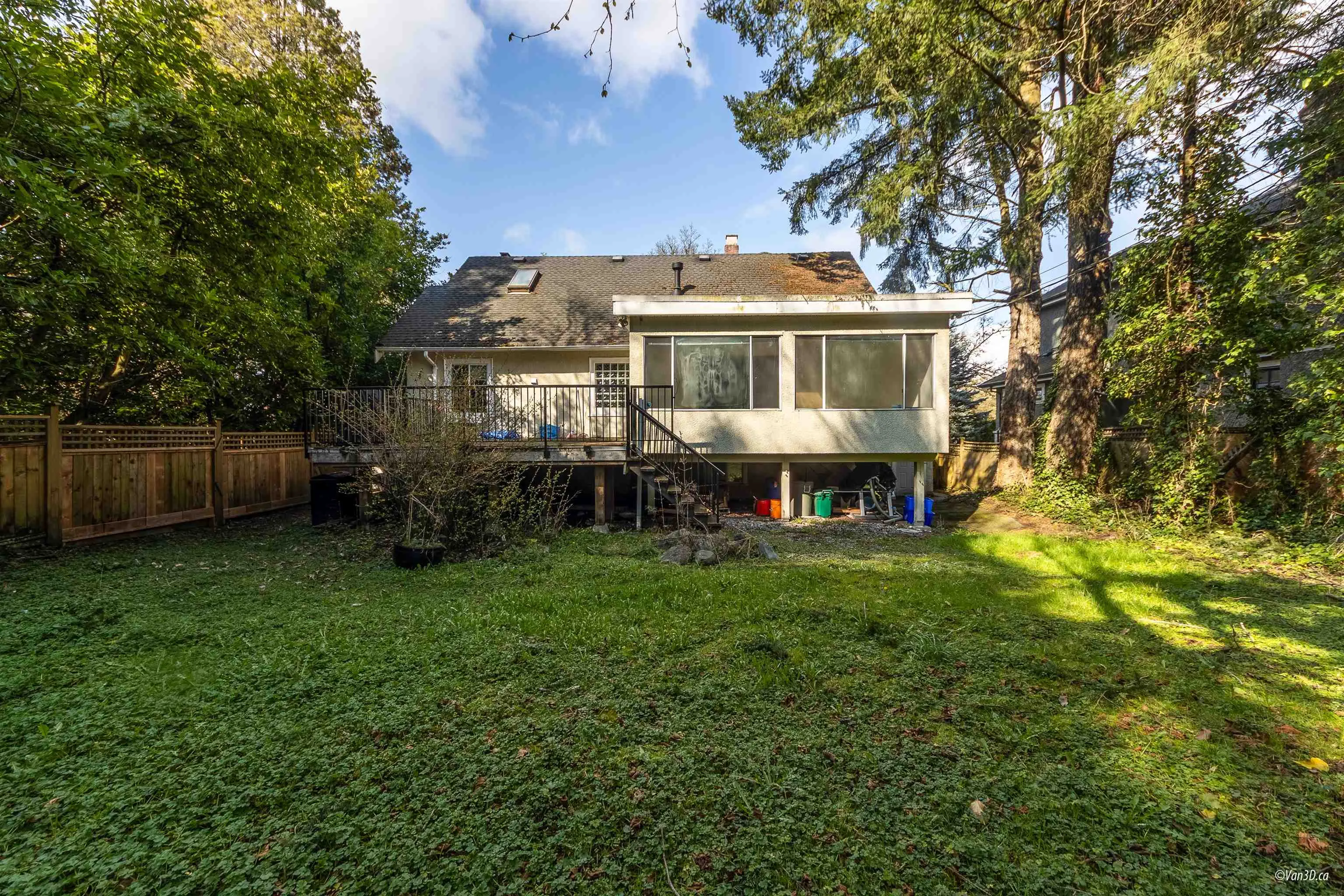 2146 W 33rd Avenue