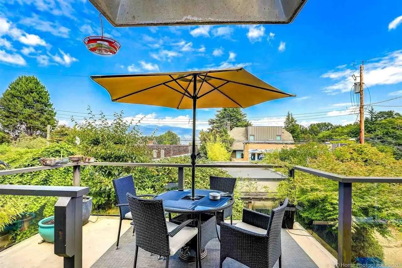 4333 Locarno Crescent