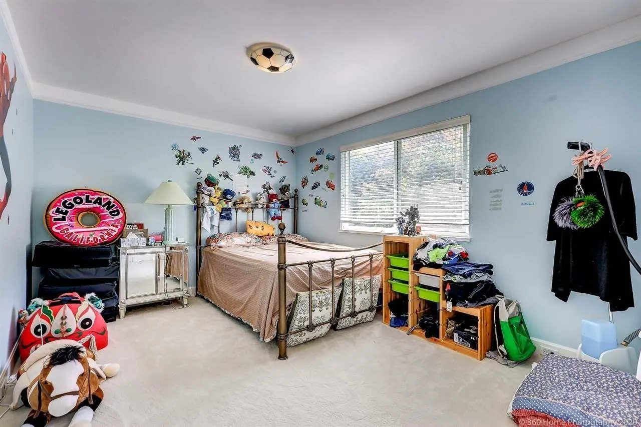 4333 Locarno Crescent