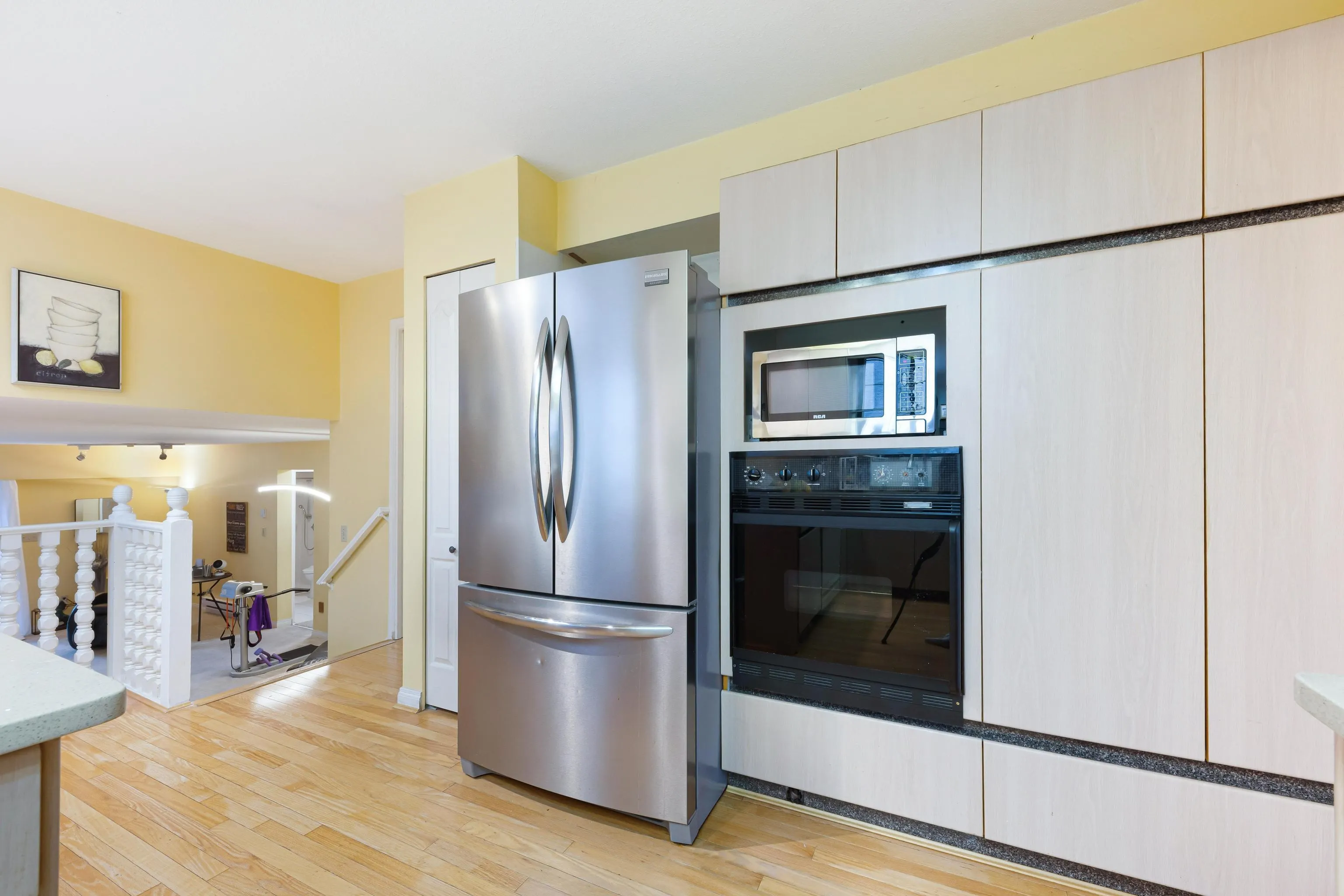 137 W Woodstock Avenue