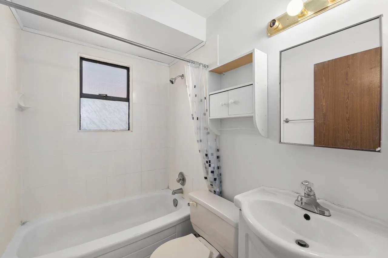 5286 Dominion Street