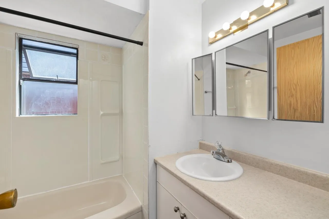 5286 Dominion Street
