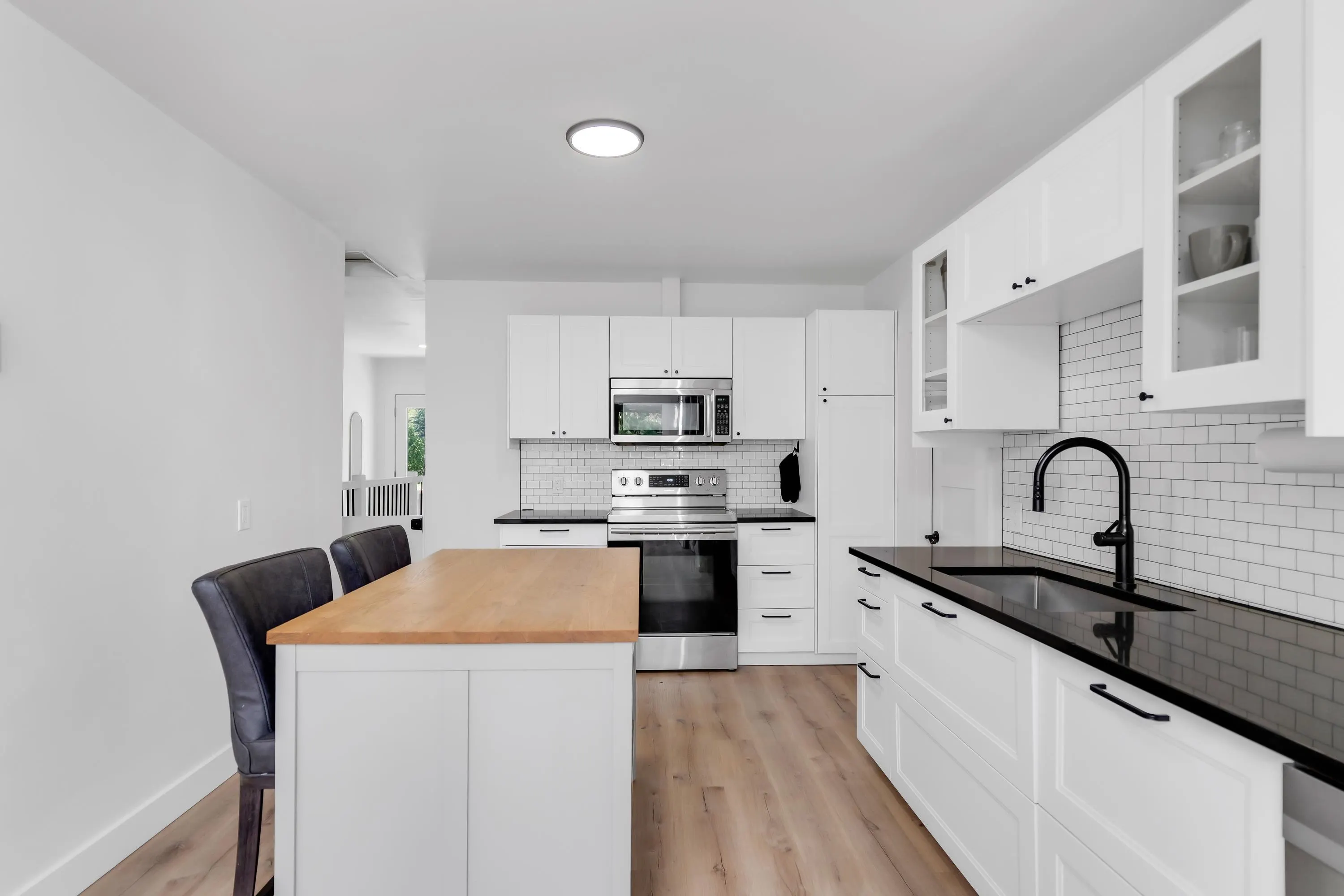 14886 Squamish Valley Road