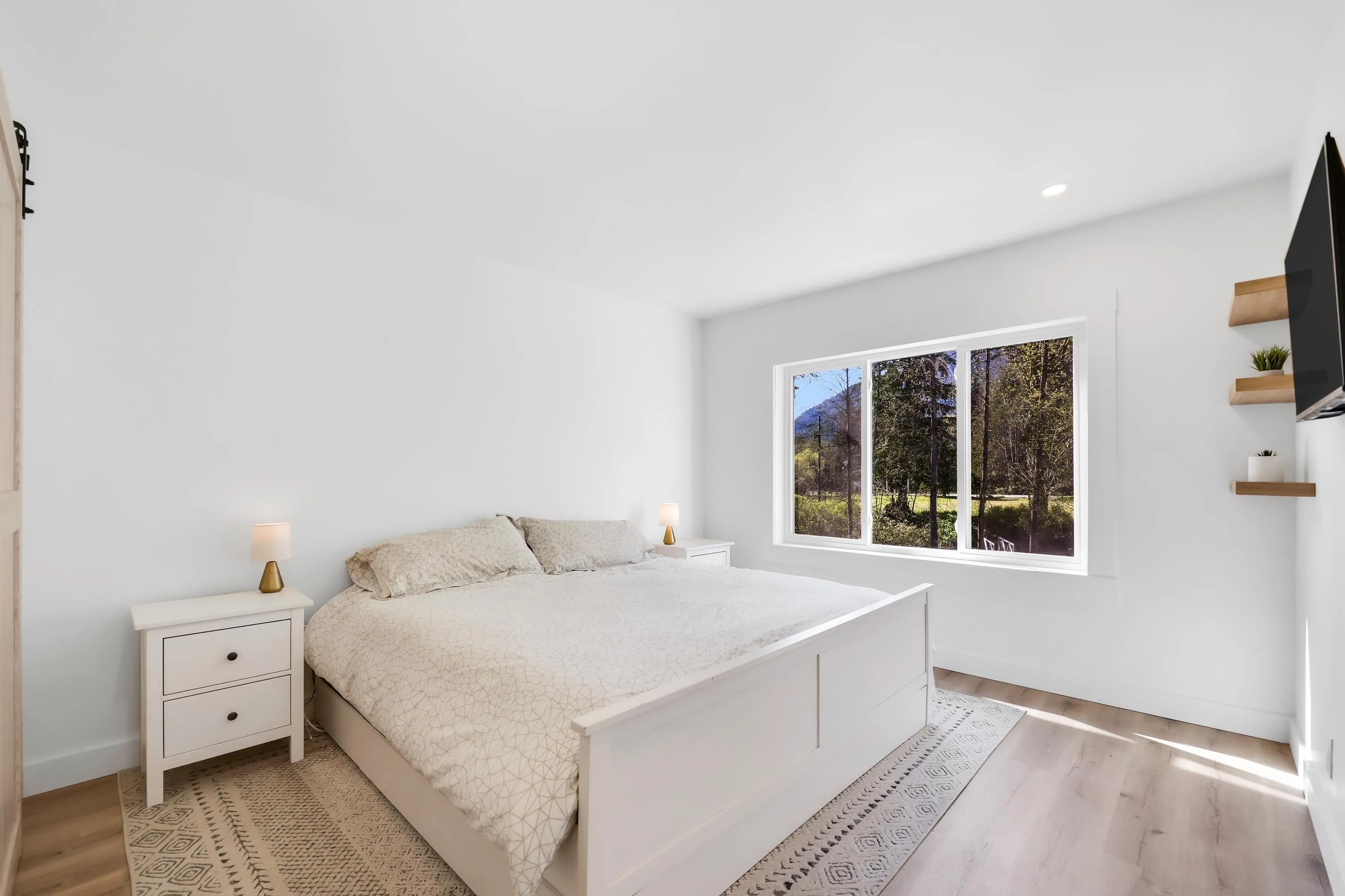 14886 Squamish Valley Road
