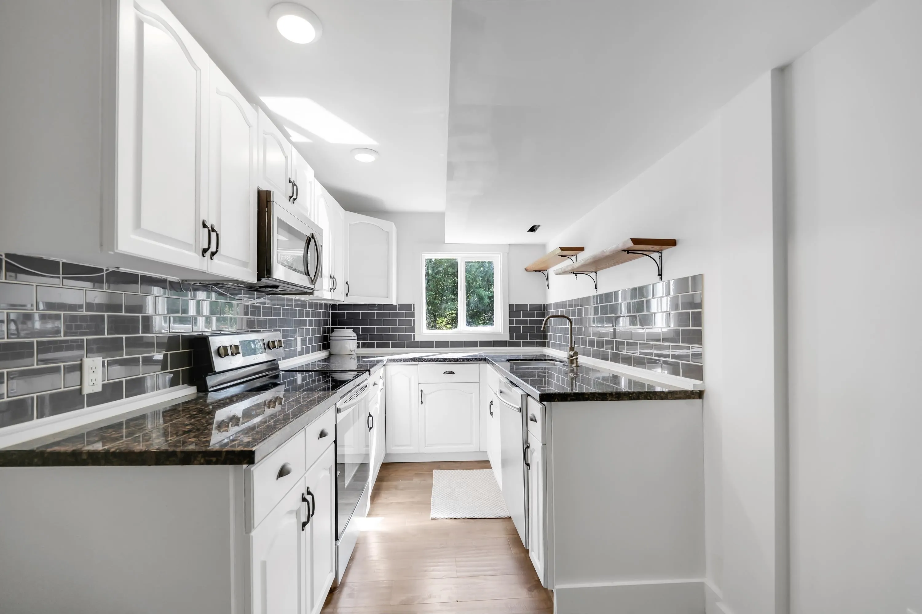 14886 Squamish Valley Road