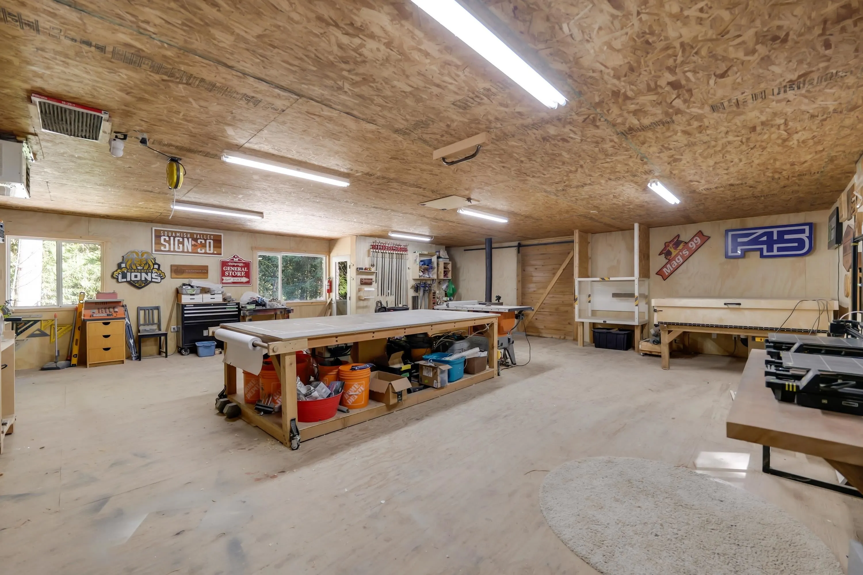 14886 Squamish Valley Road