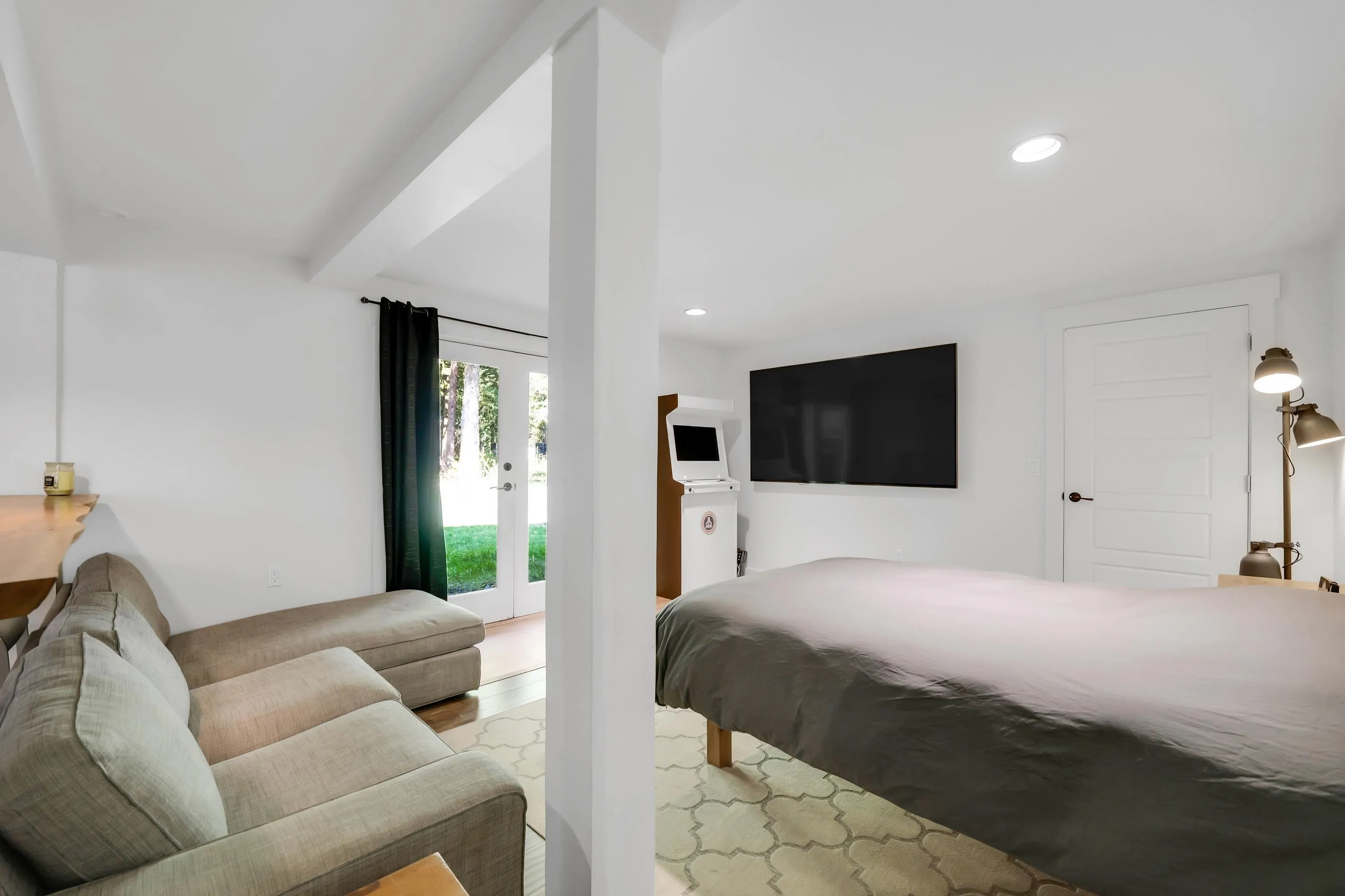 14886 Squamish Valley Road
