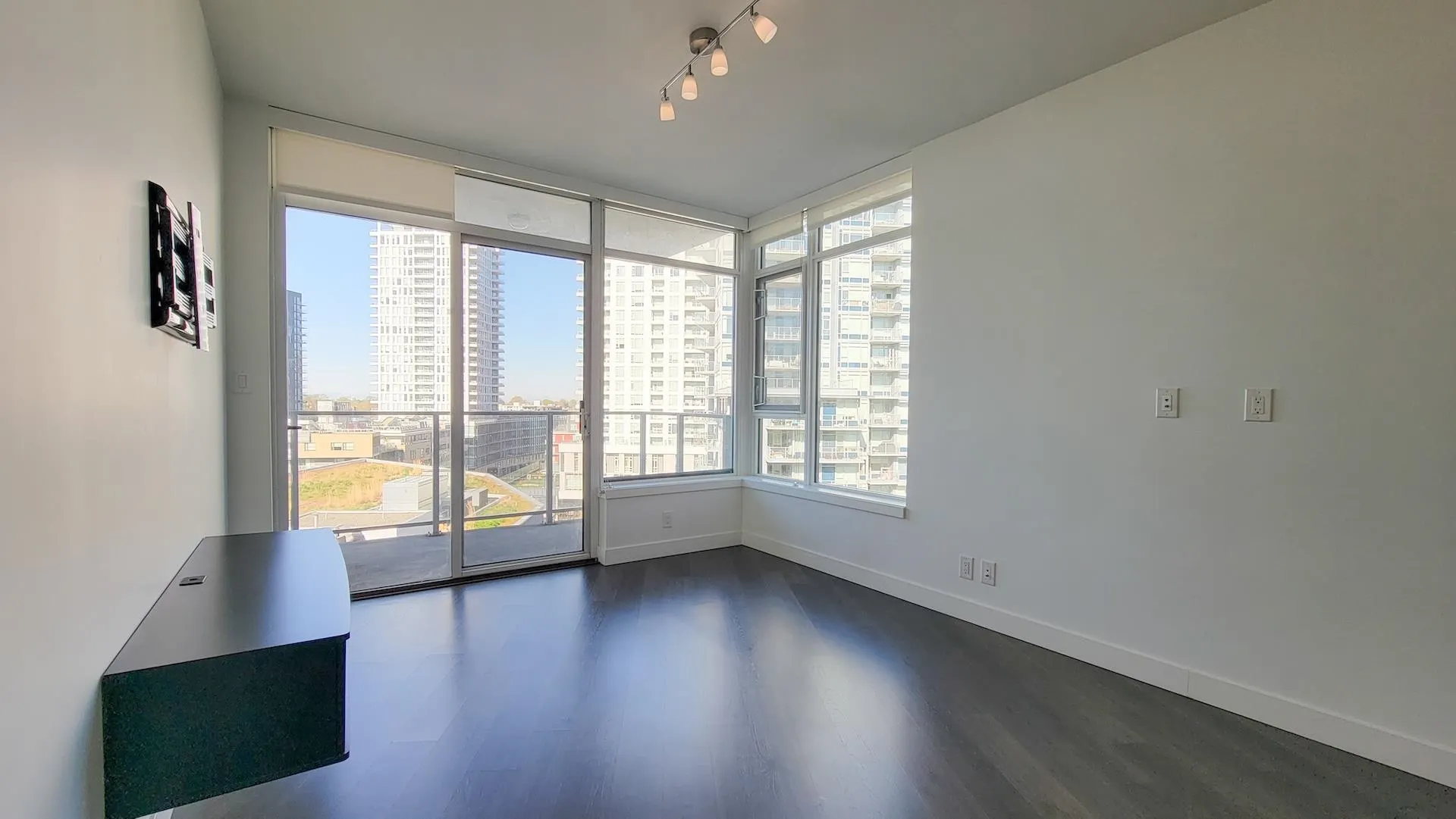 903 3557 Sawmill Crescent