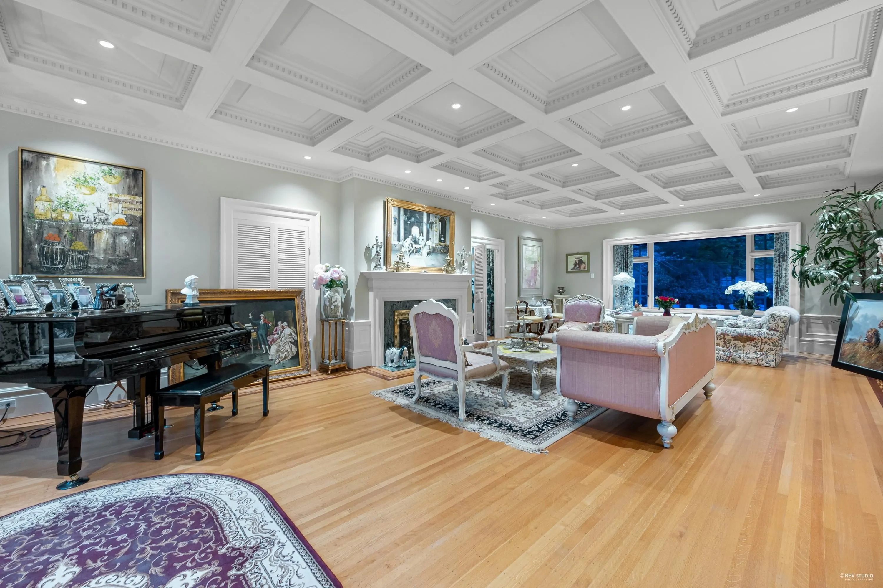 3380 The Crescent