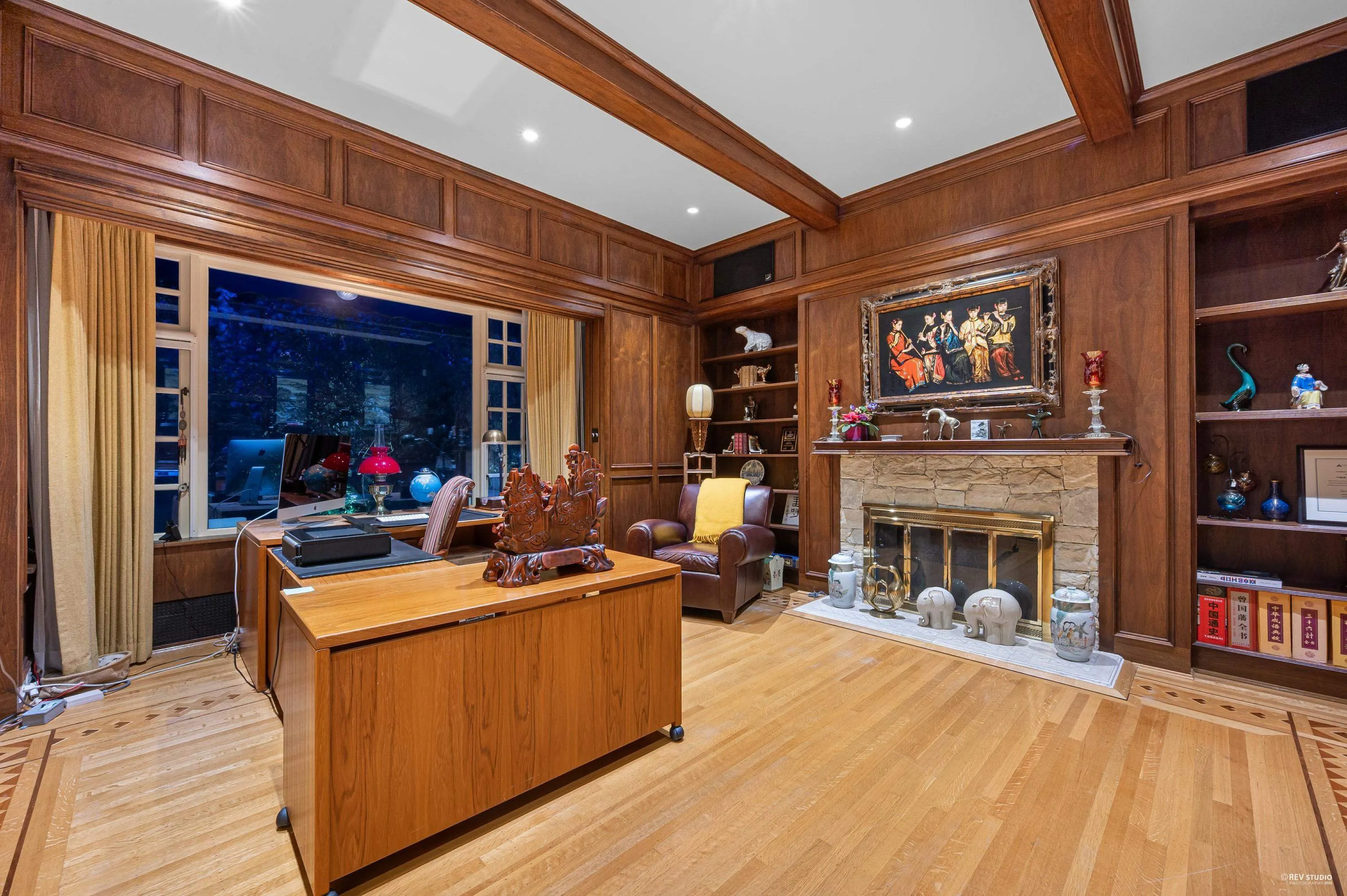3380 The Crescent