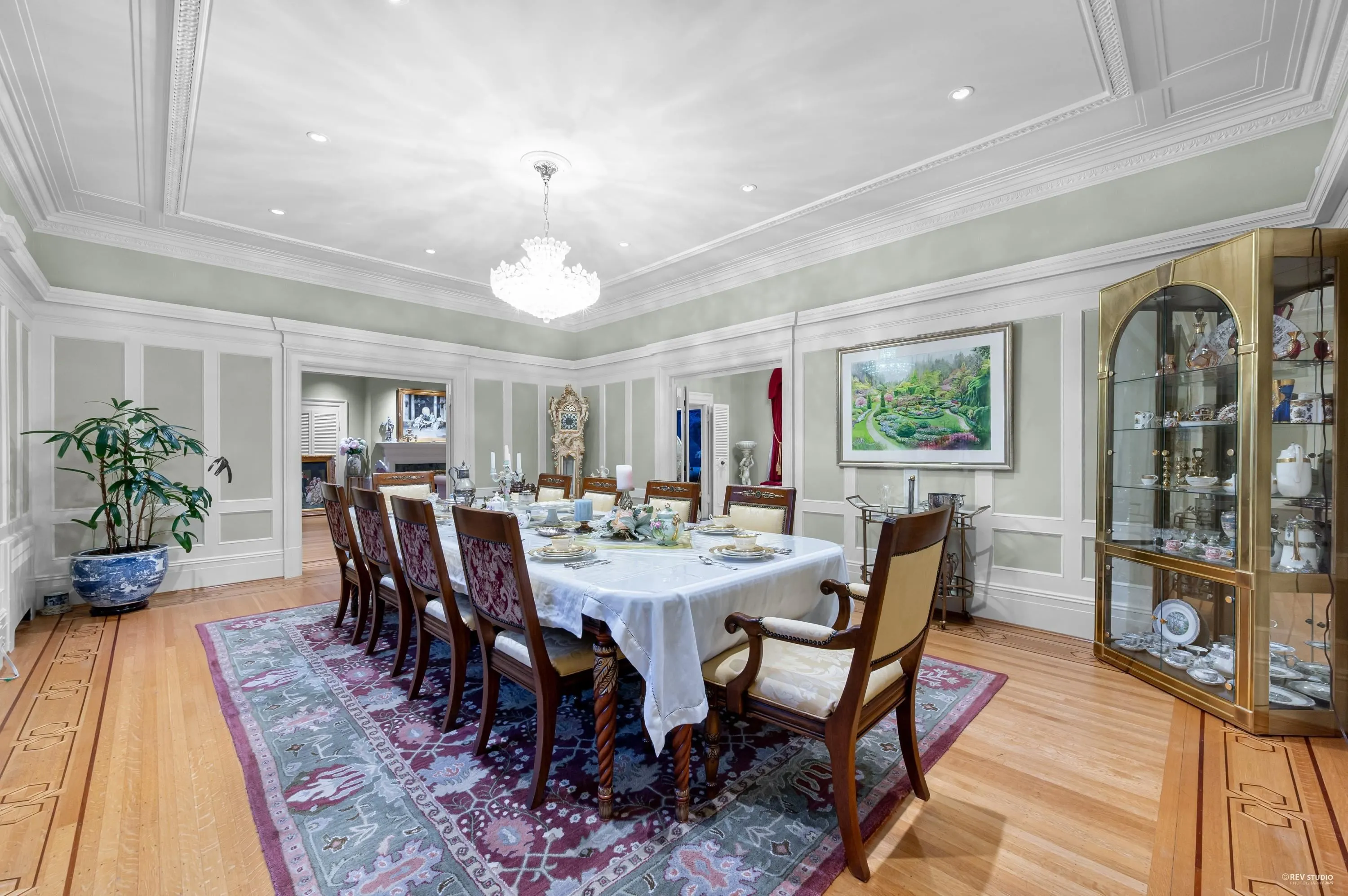 3380 The Crescent