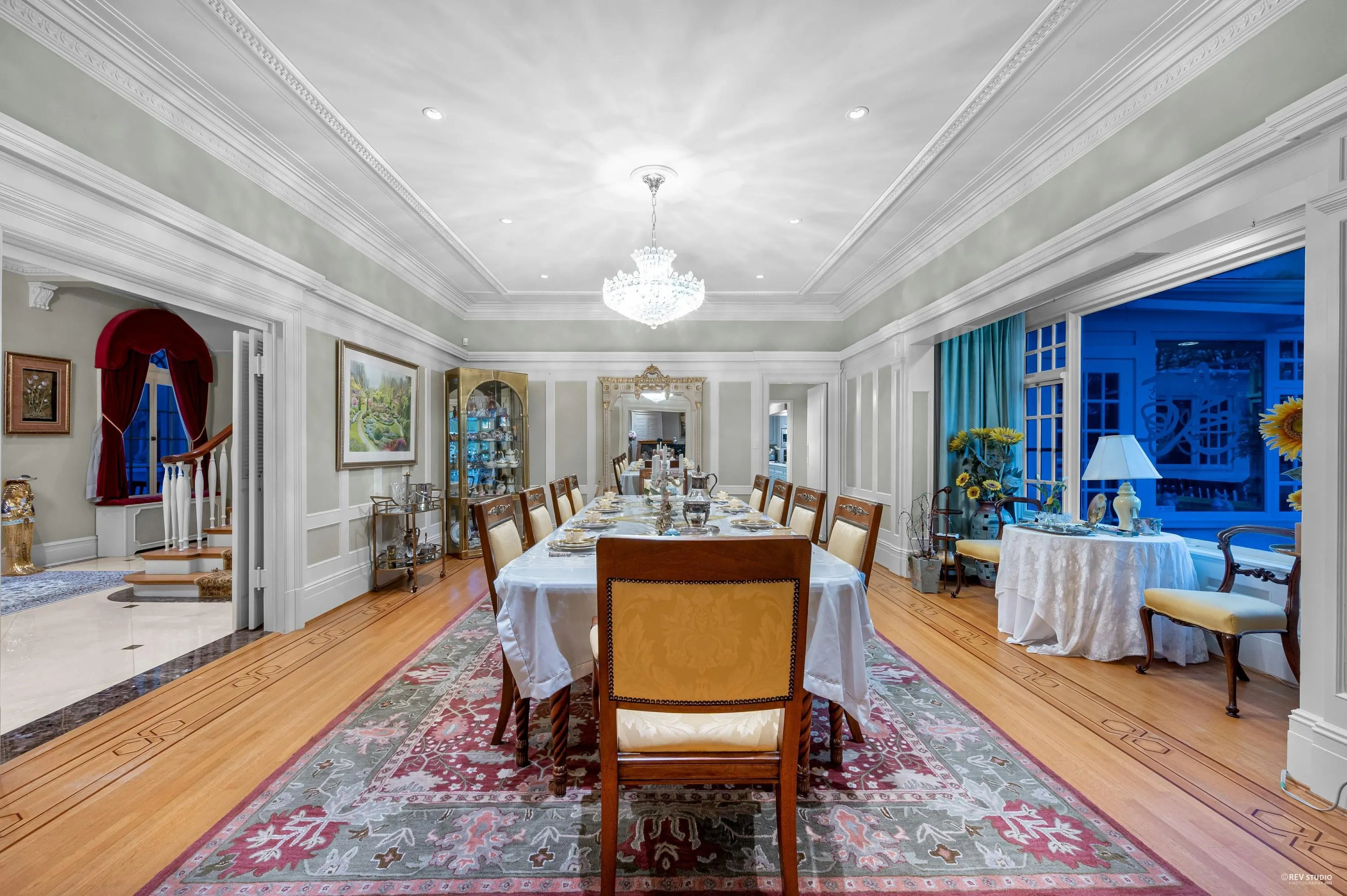 3380 The Crescent