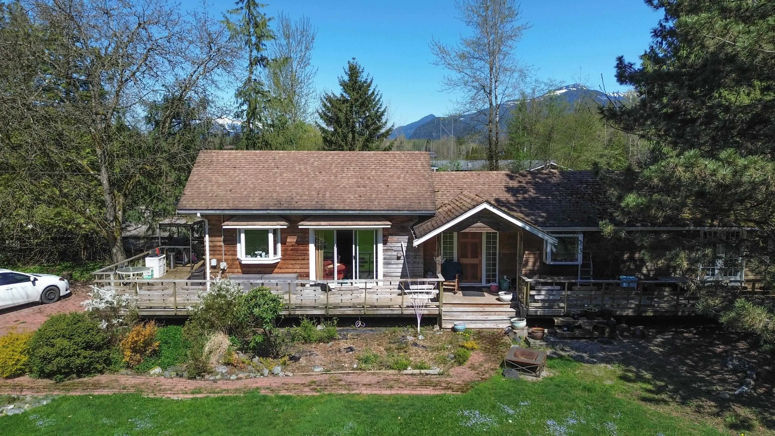 1020 Finch Drive