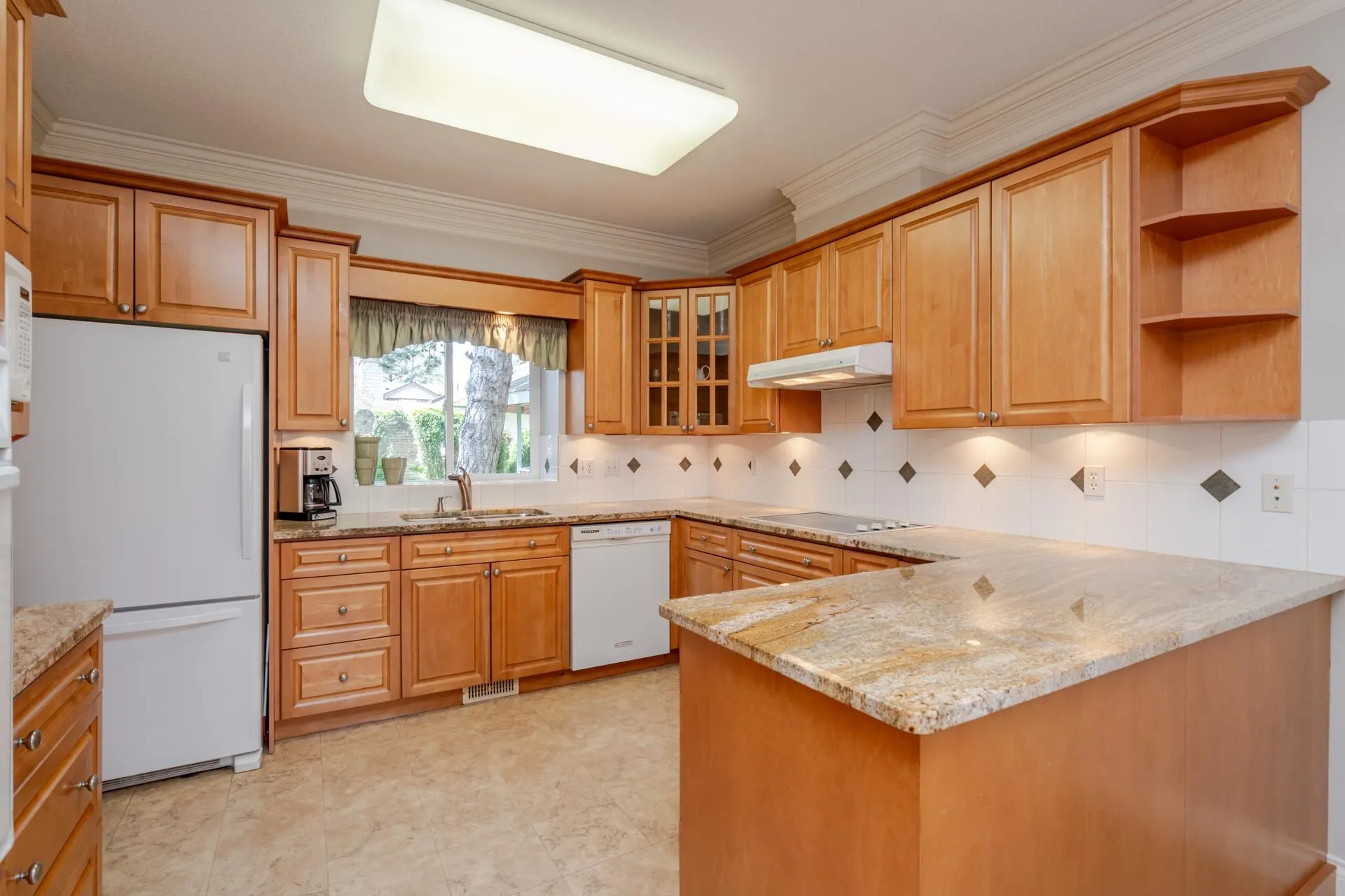 21 18939 65 Avenue