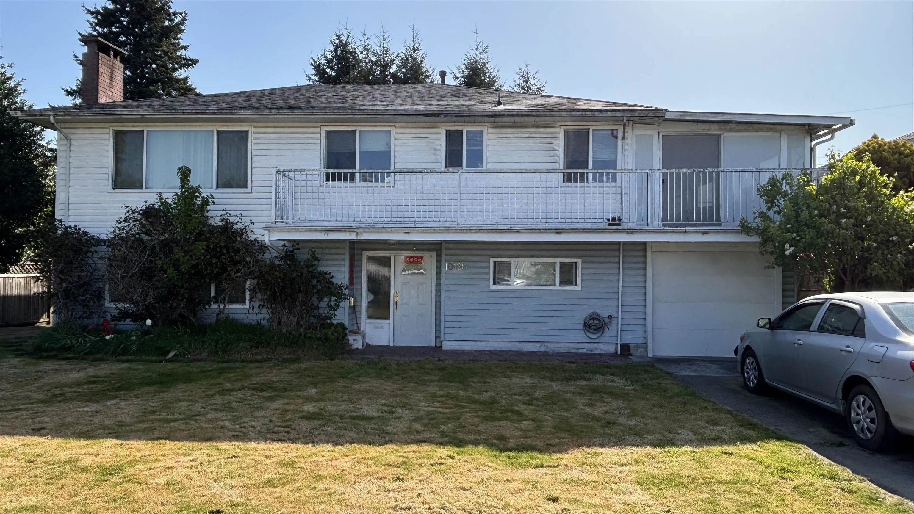 10120 Aintree Crescent